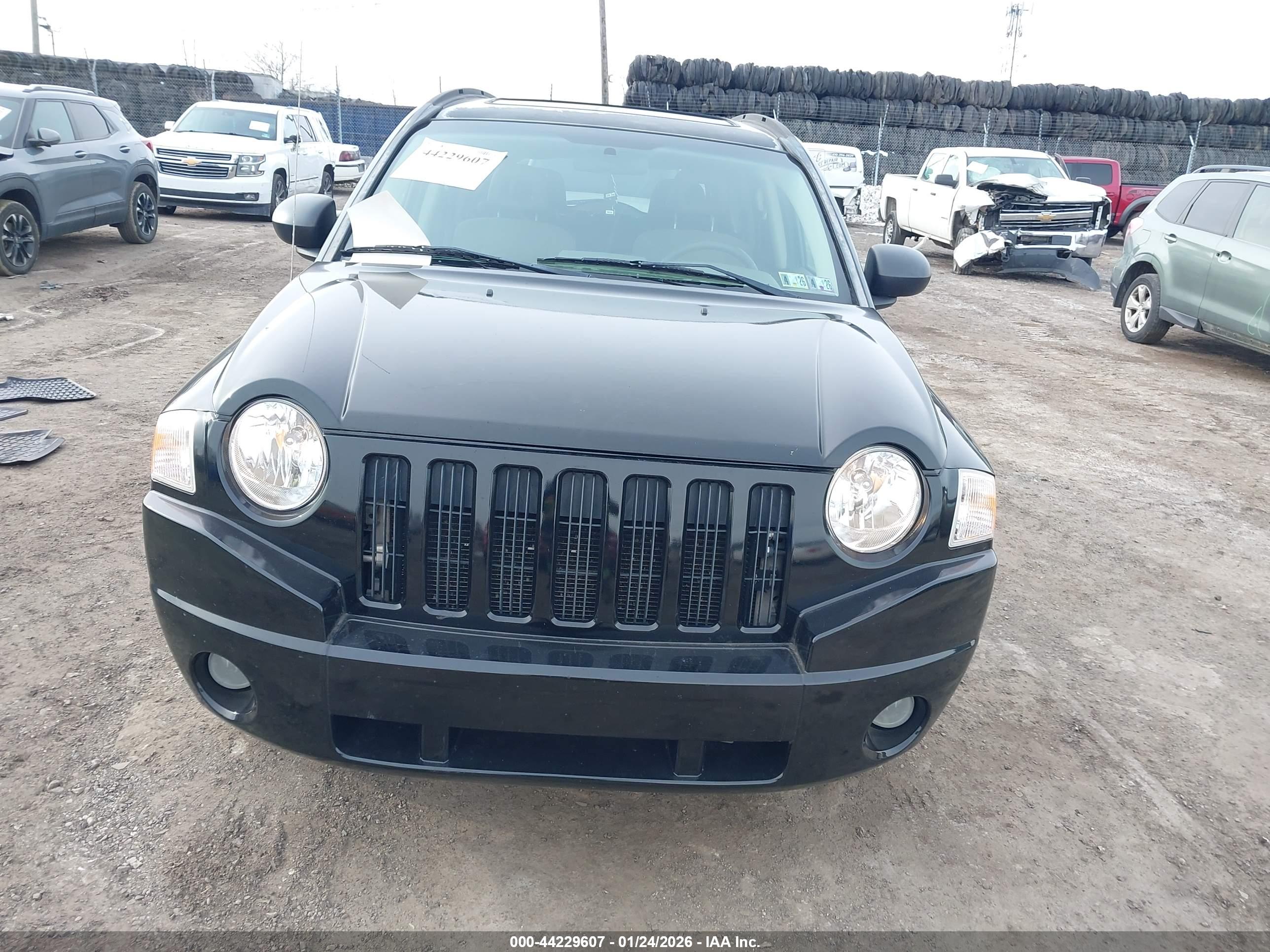 JEEP COMPASS image 6
