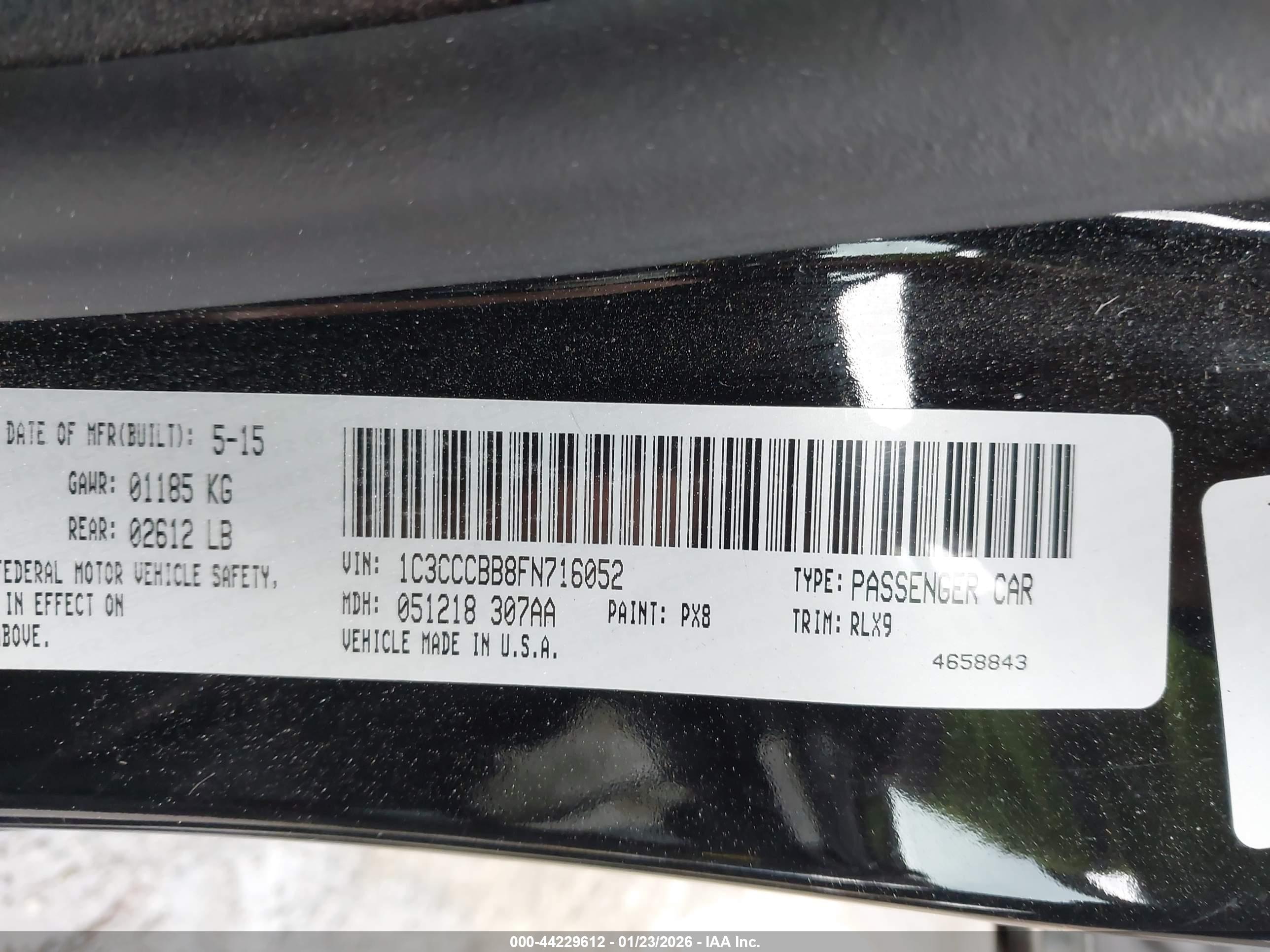 CHRYSLER 200 image 9