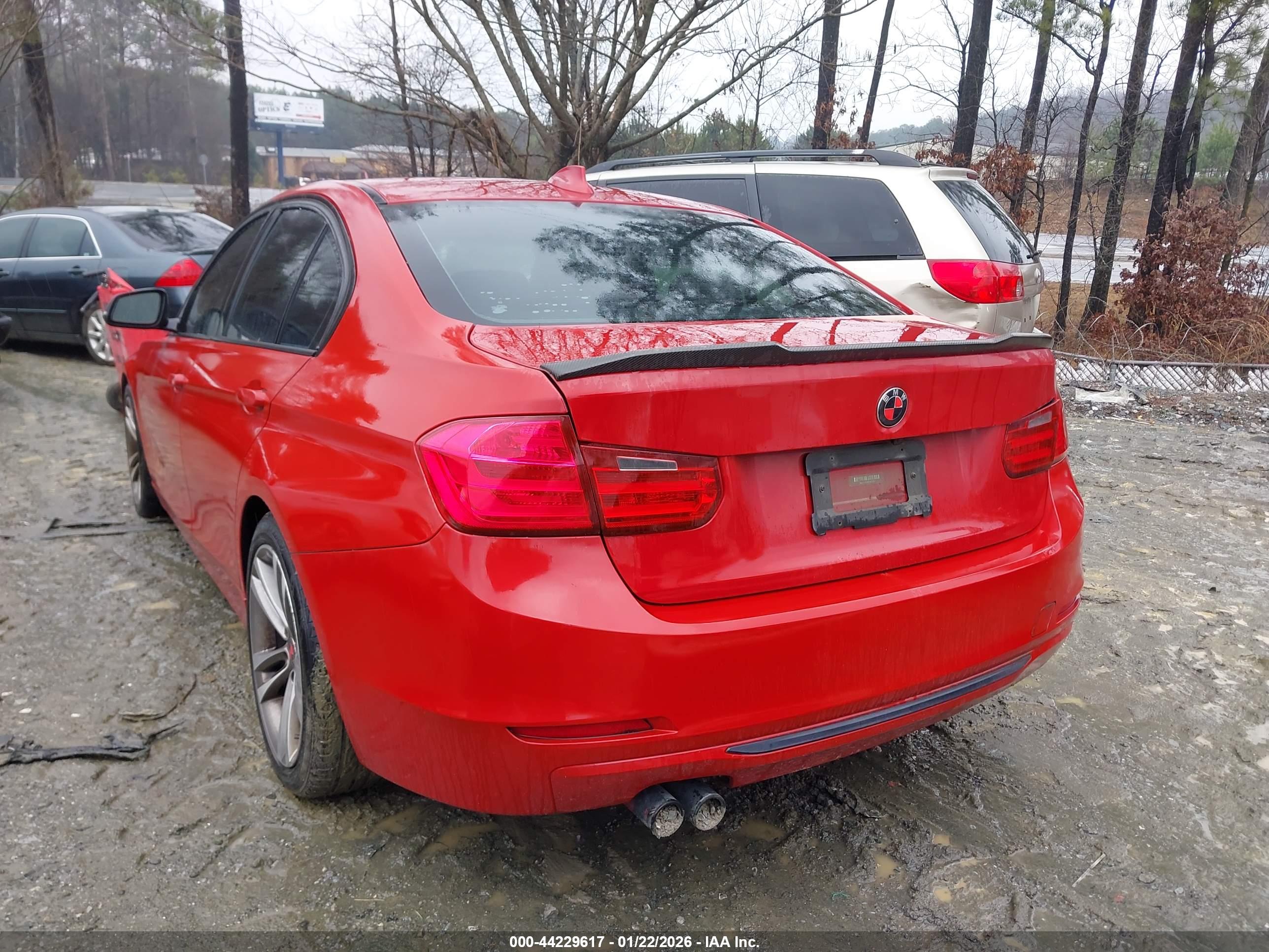 BMW 328I image 3