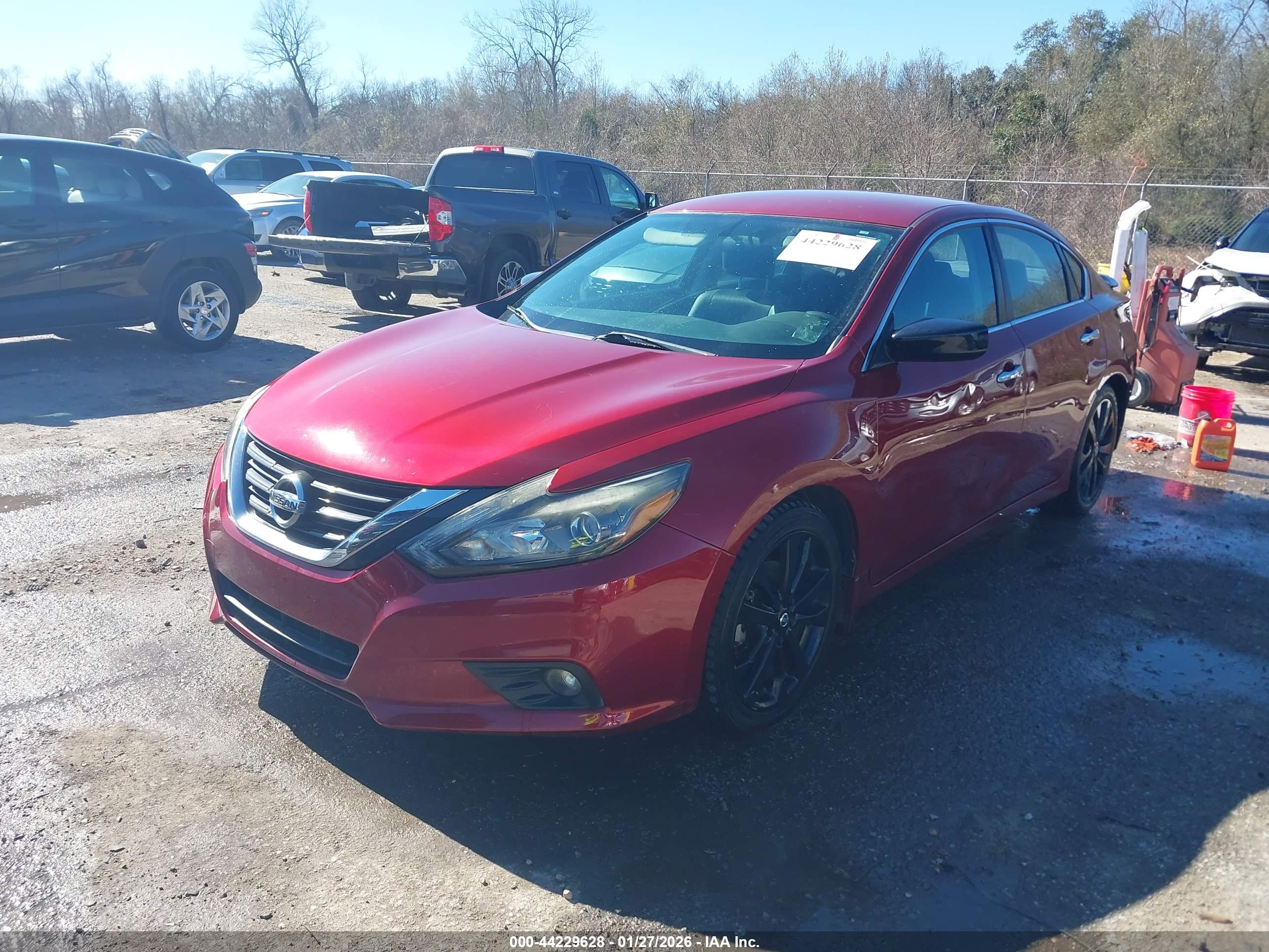 NISSAN ALTIMA image 2