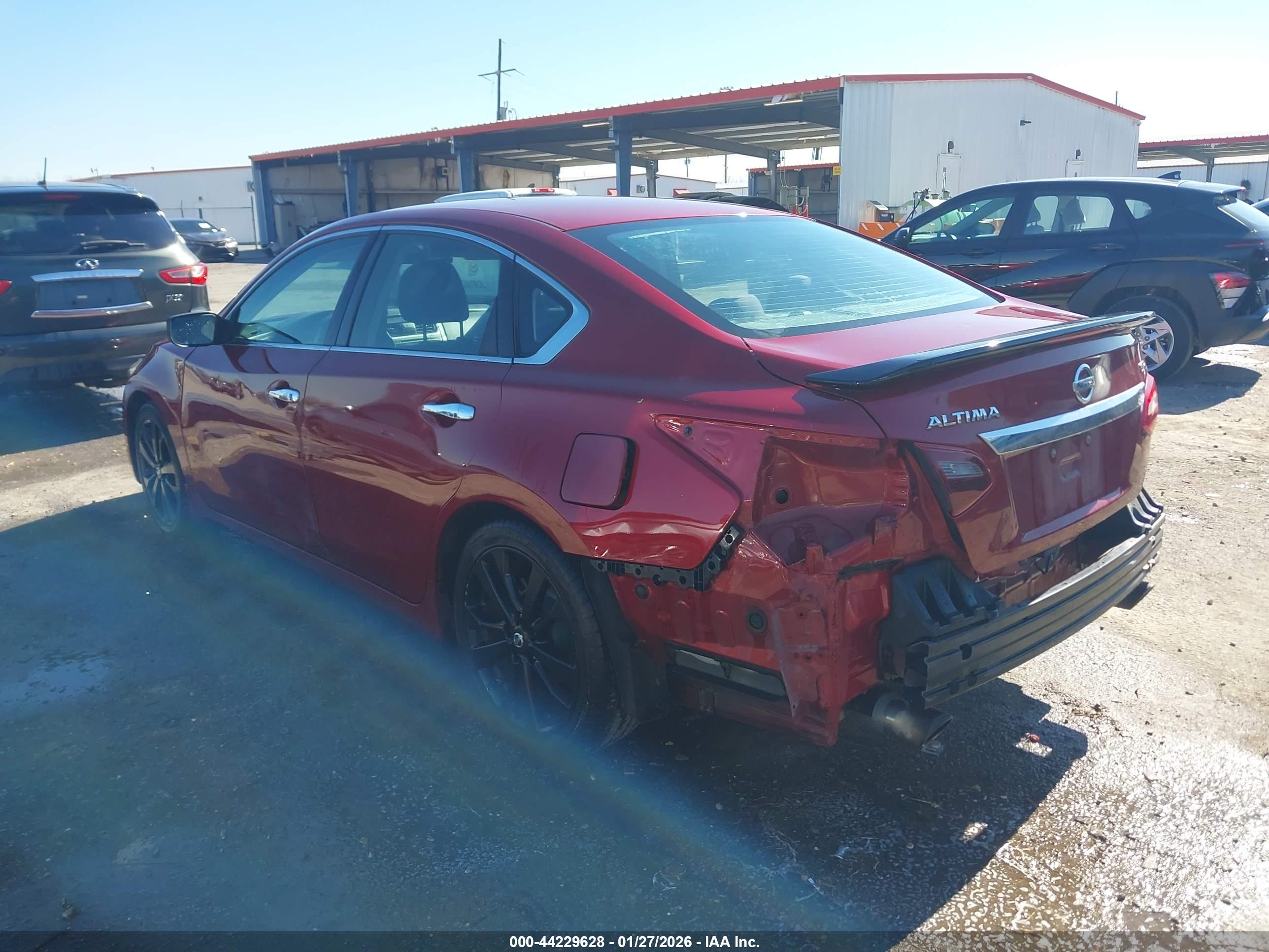 NISSAN ALTIMA image 3