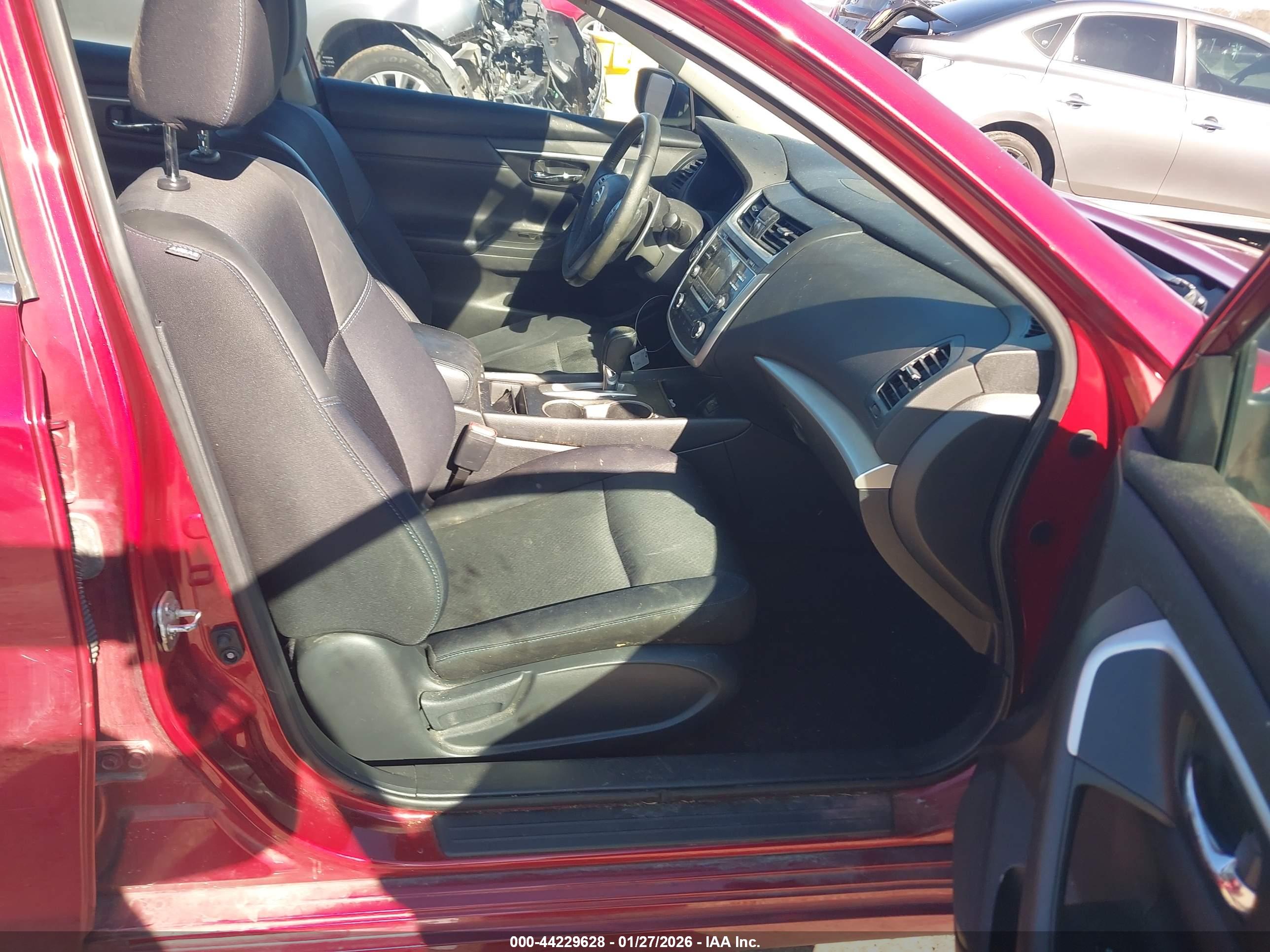 NISSAN ALTIMA image 5