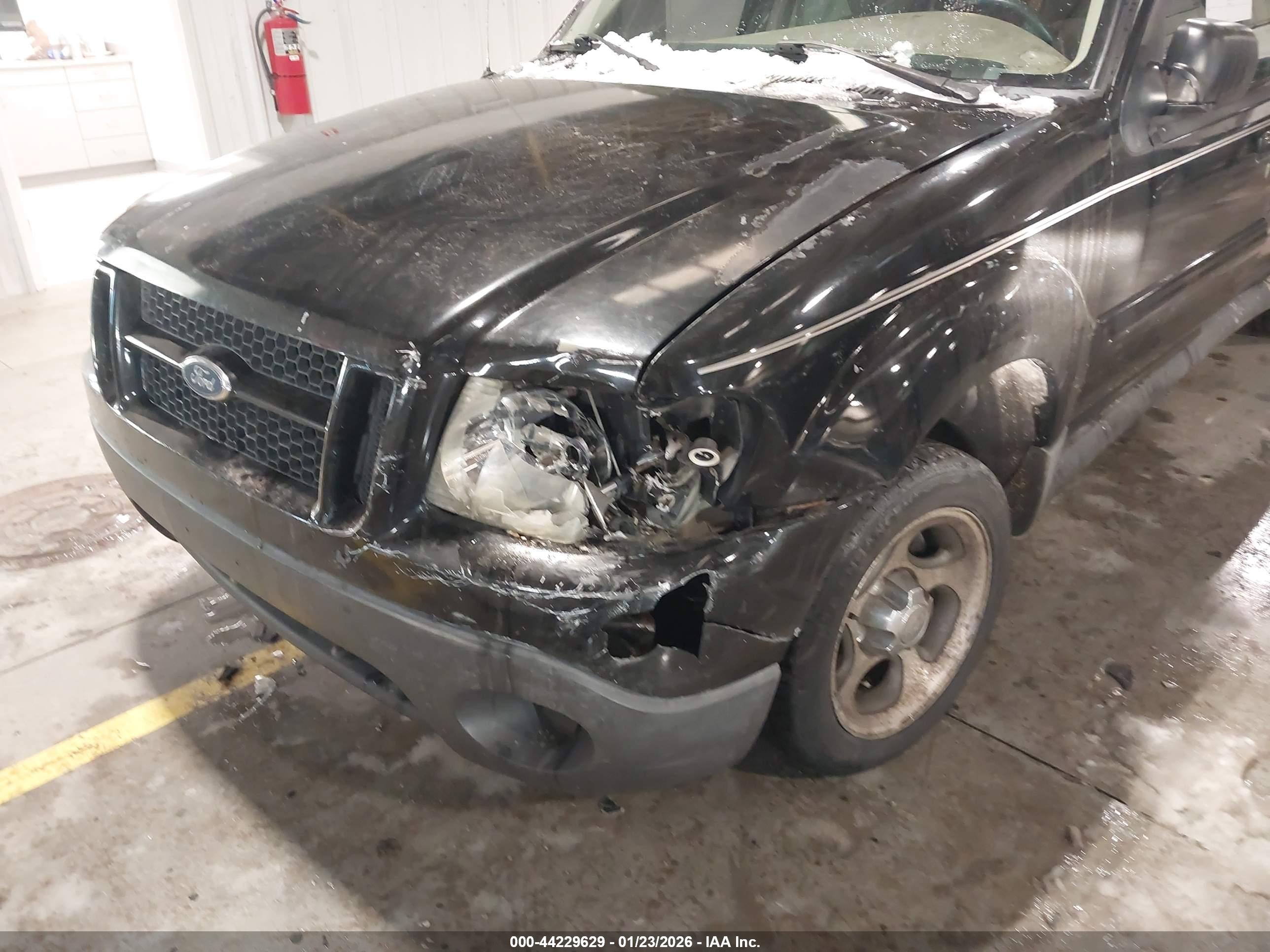 FORD EXPLORER image 6