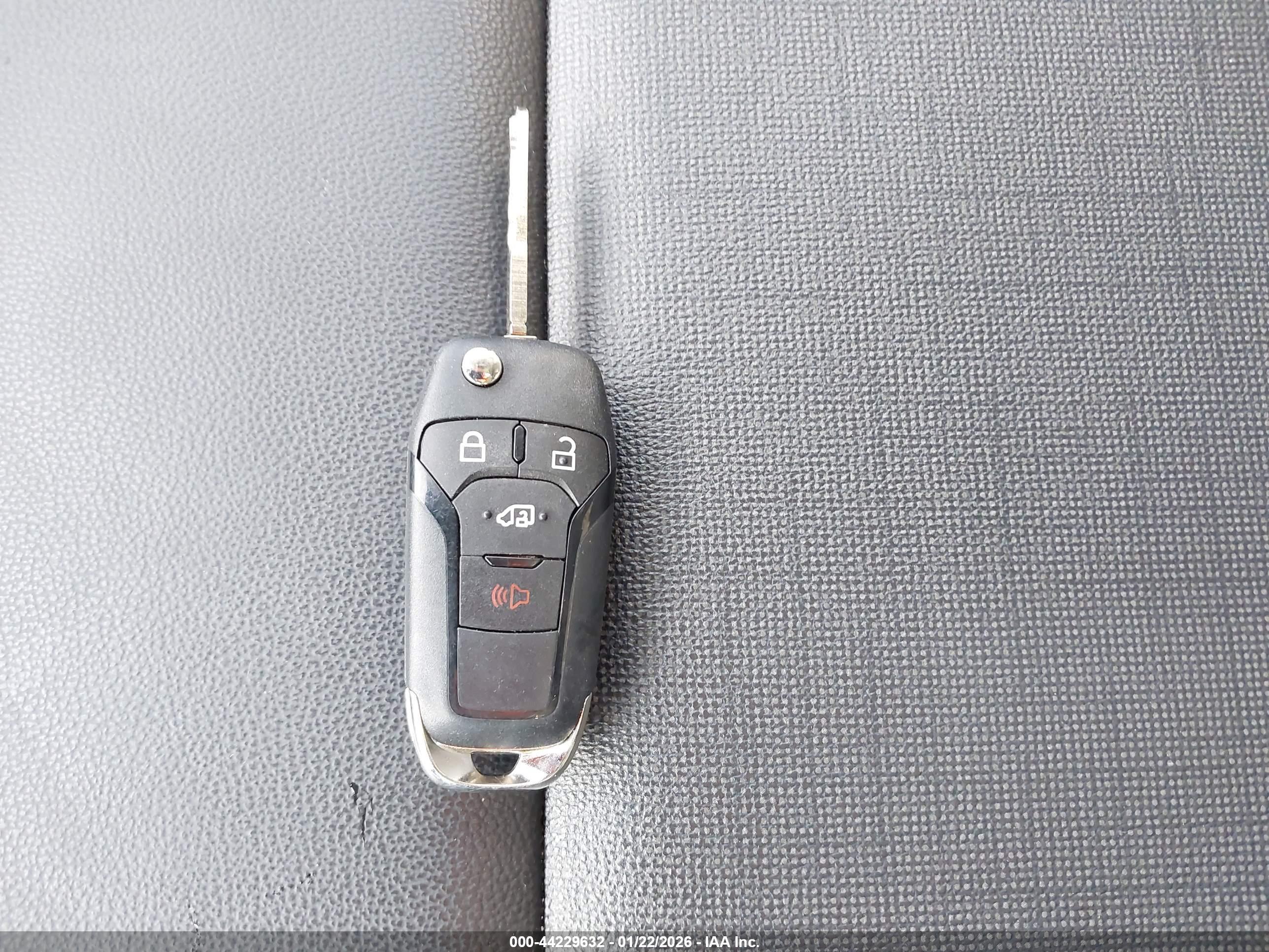 FORD TRANSIT-250 image 11