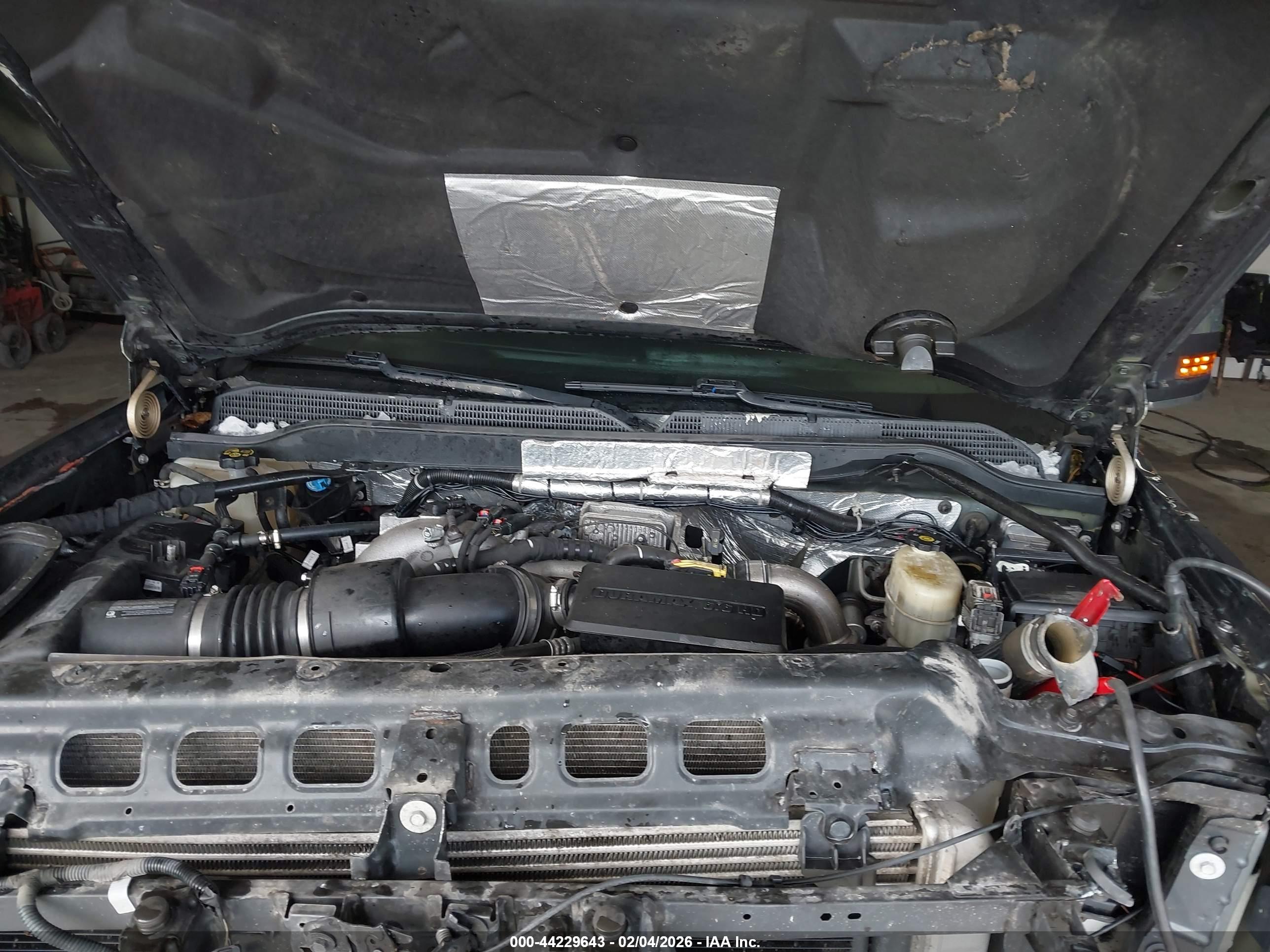 CHEVROLET SILVERADO image 10
