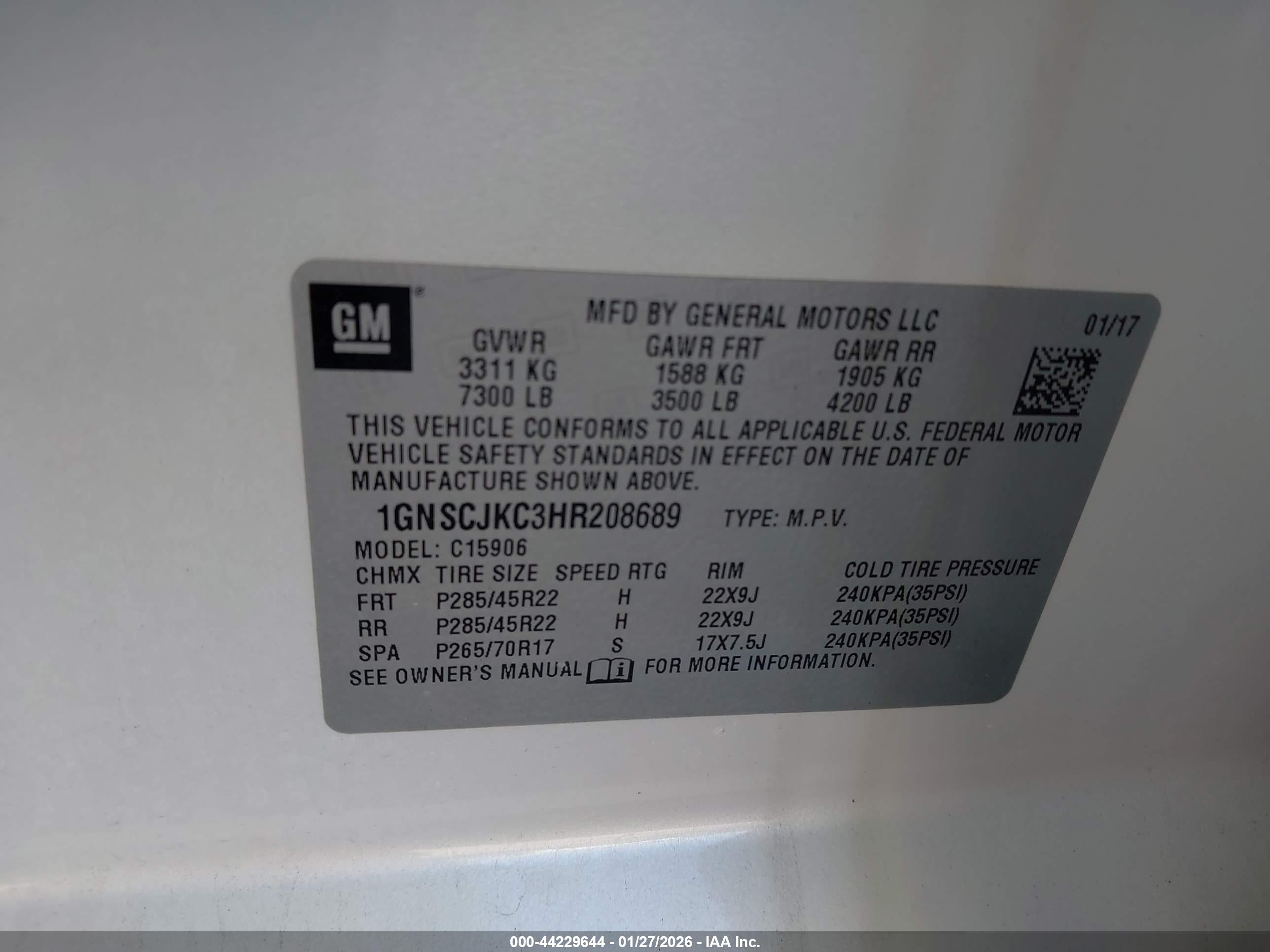 CHEVROLET SUBURBAN image 9