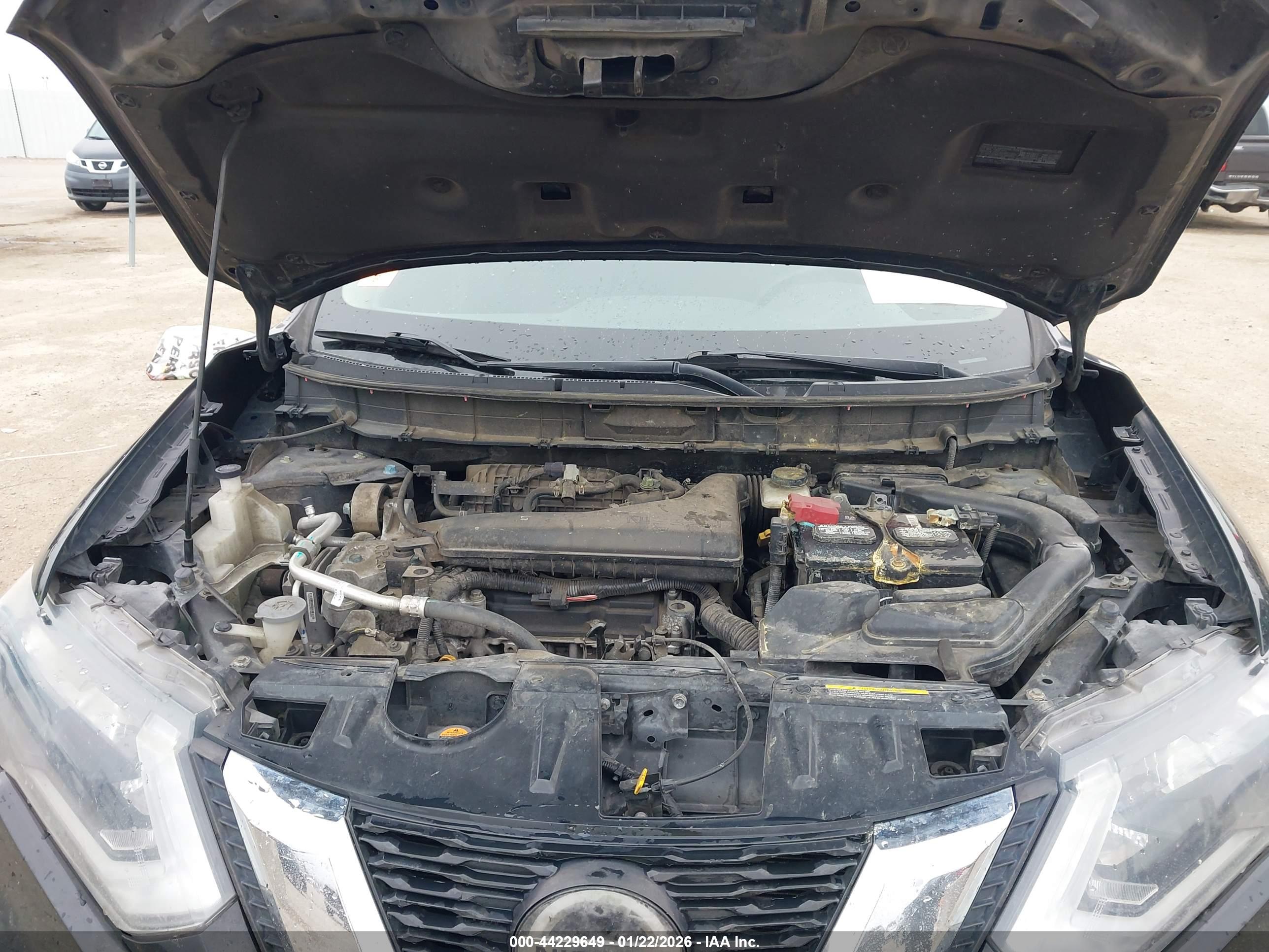 NISSAN ROGUE image 10