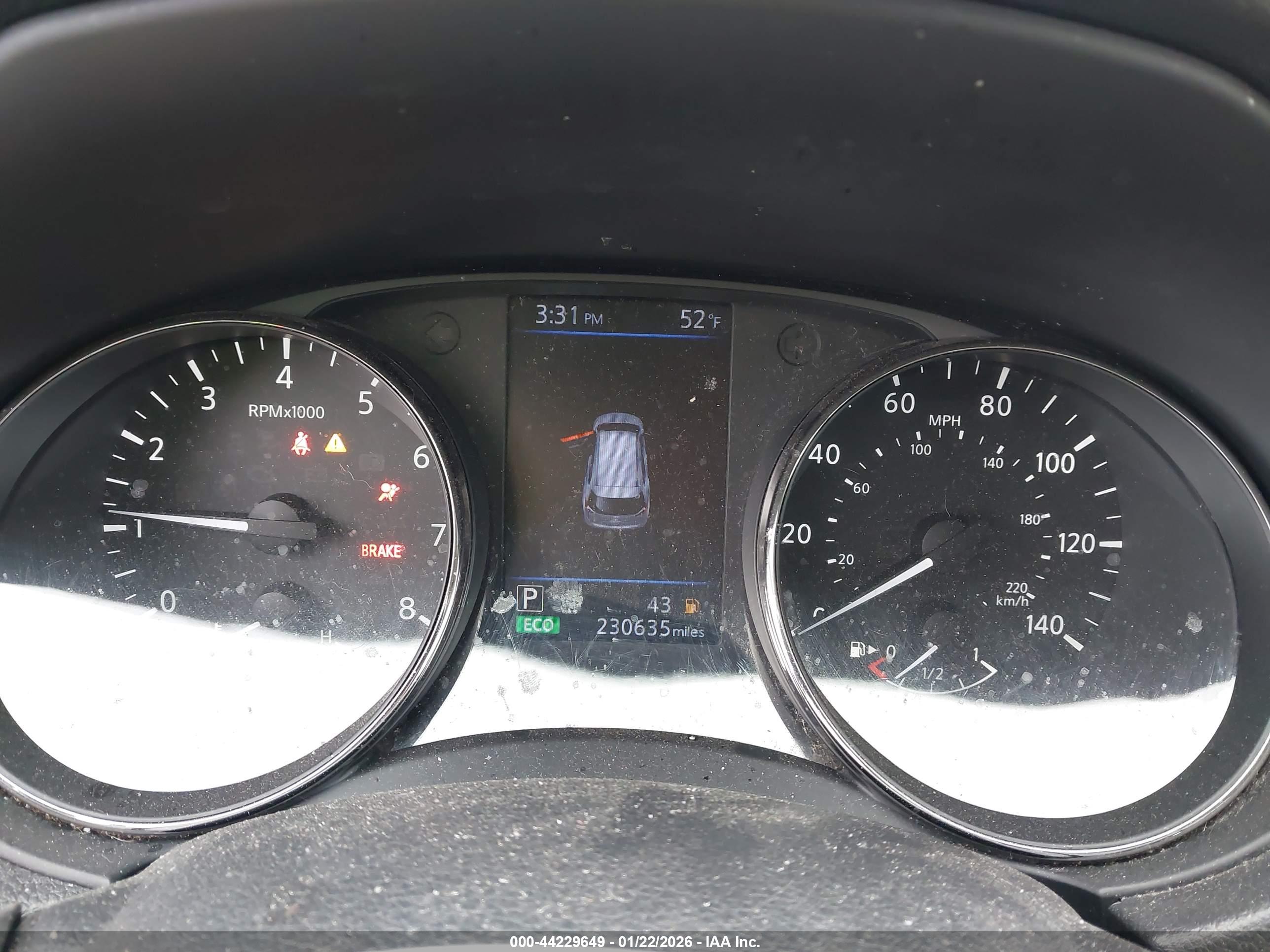 NISSAN ROGUE image 7