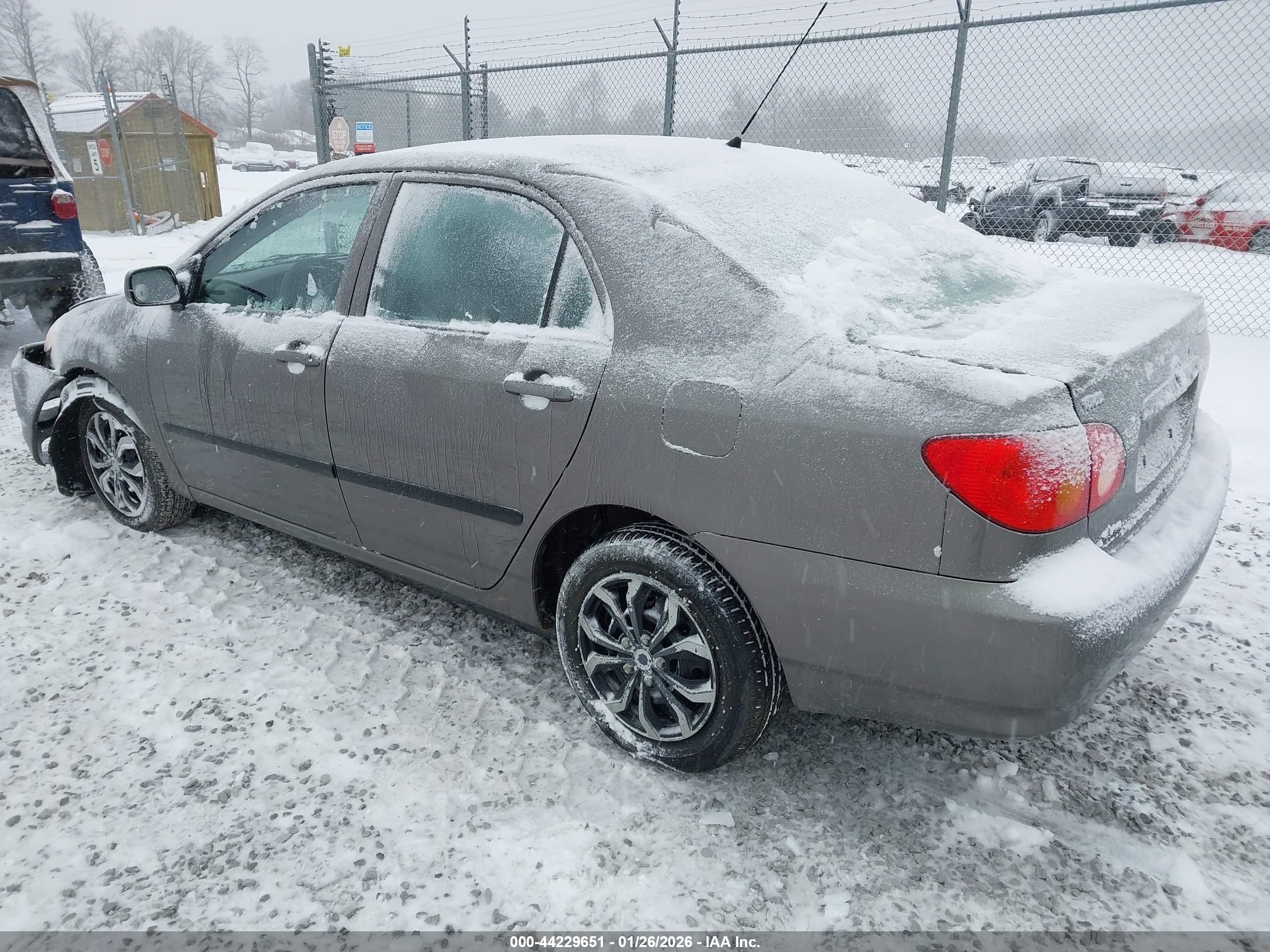 TOYOTA COROLLA image 3
