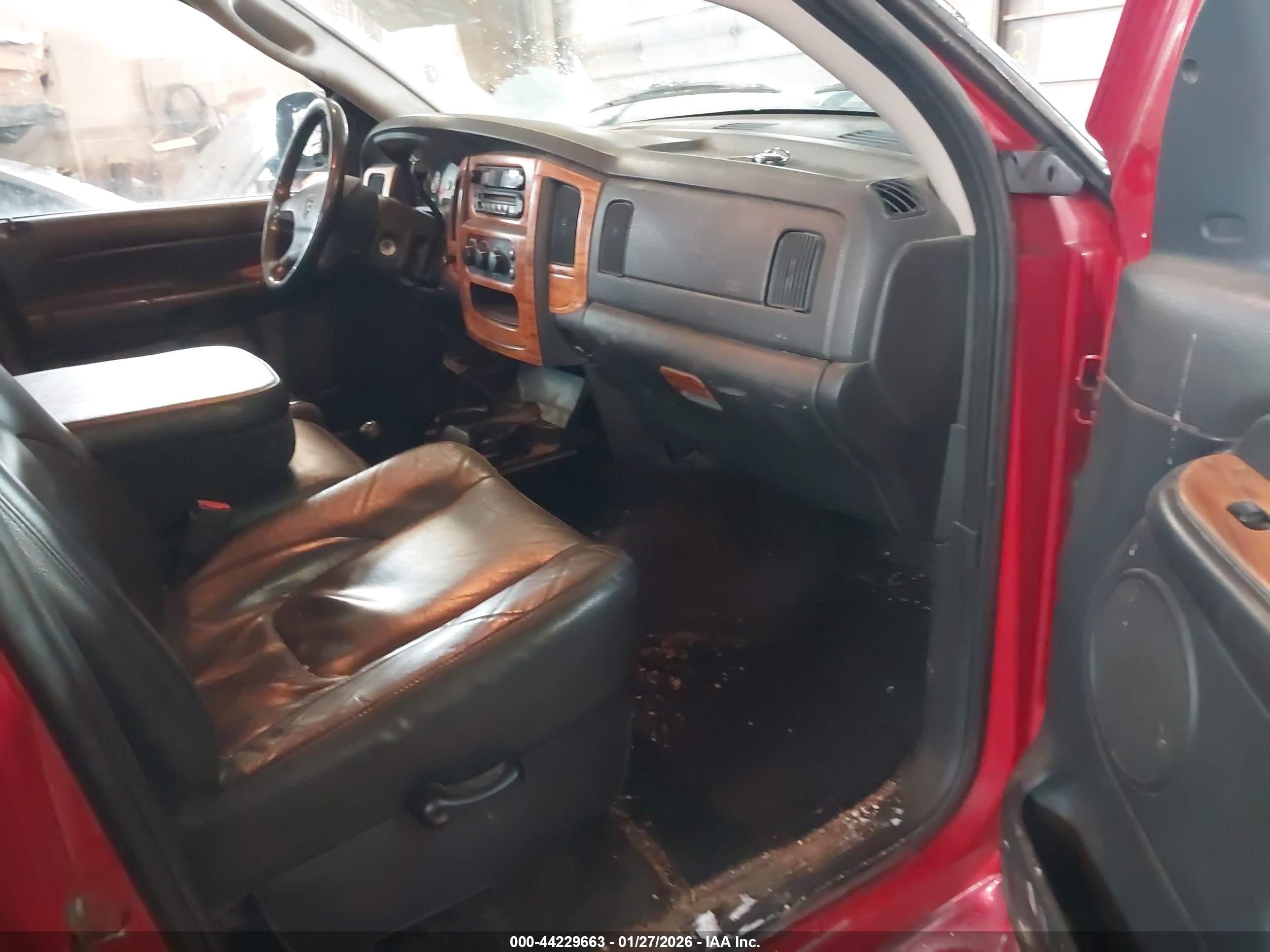 DODGE RAM image 5