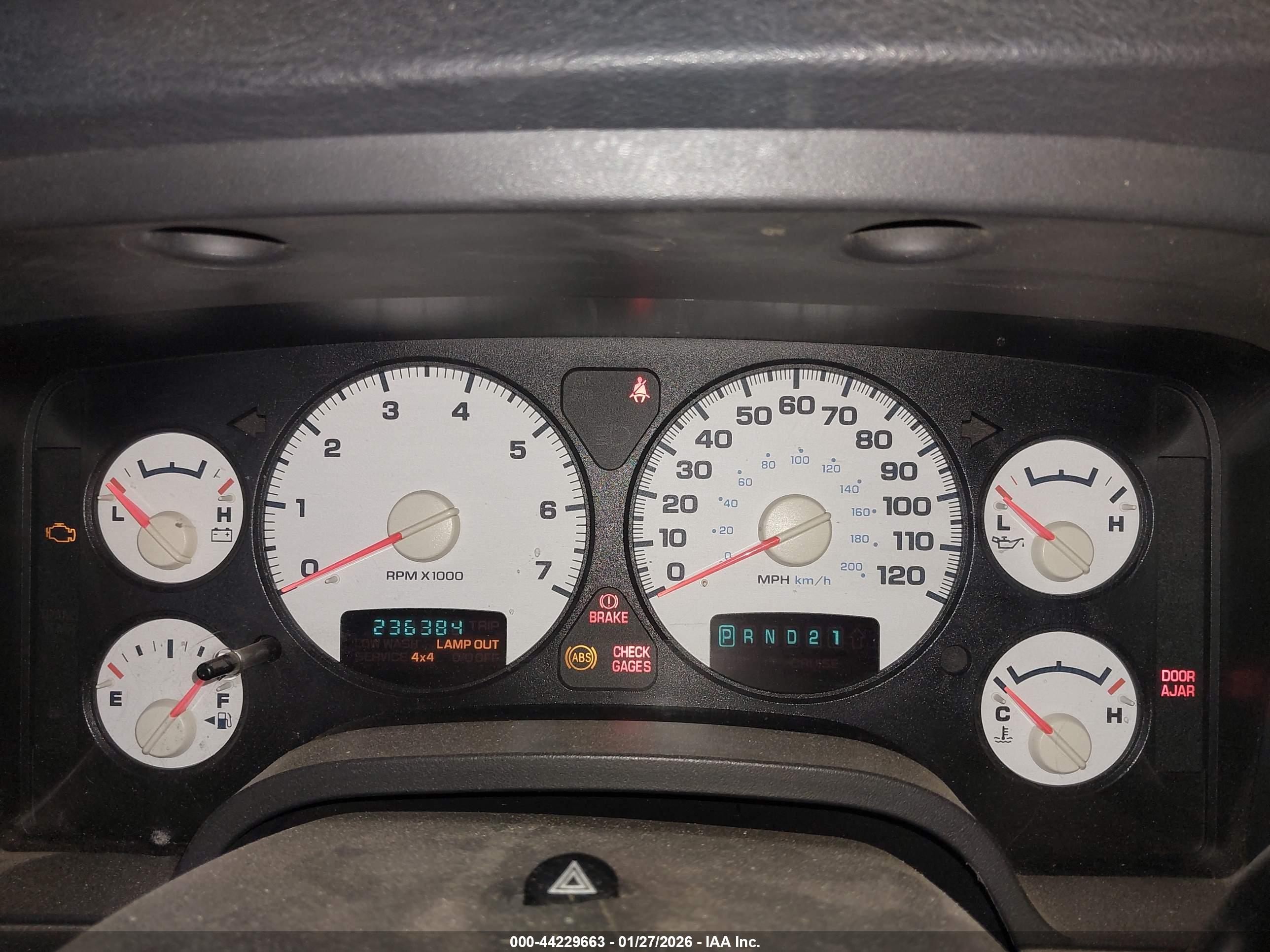 DODGE RAM image 7