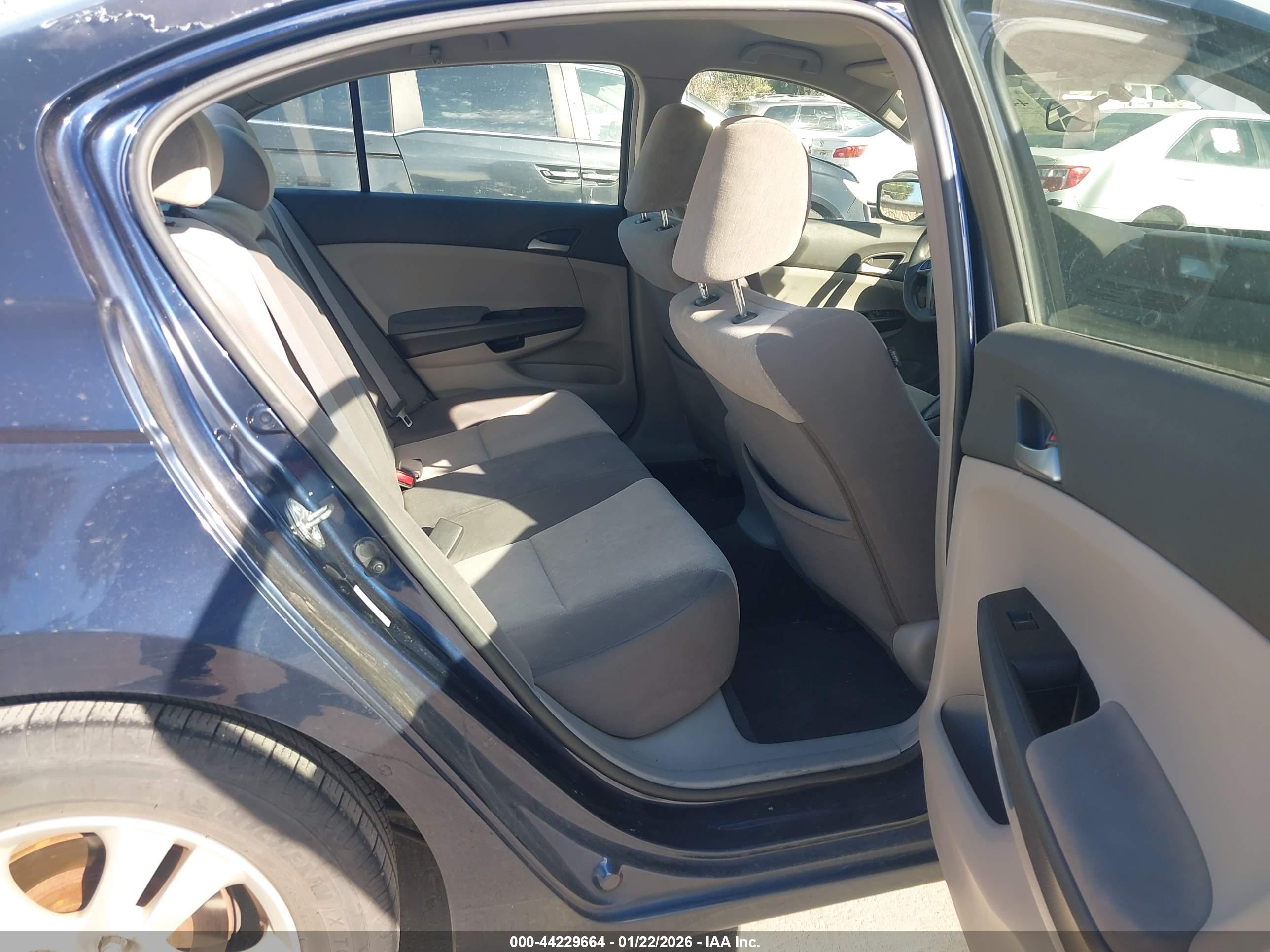 HONDA ACCORD image 8