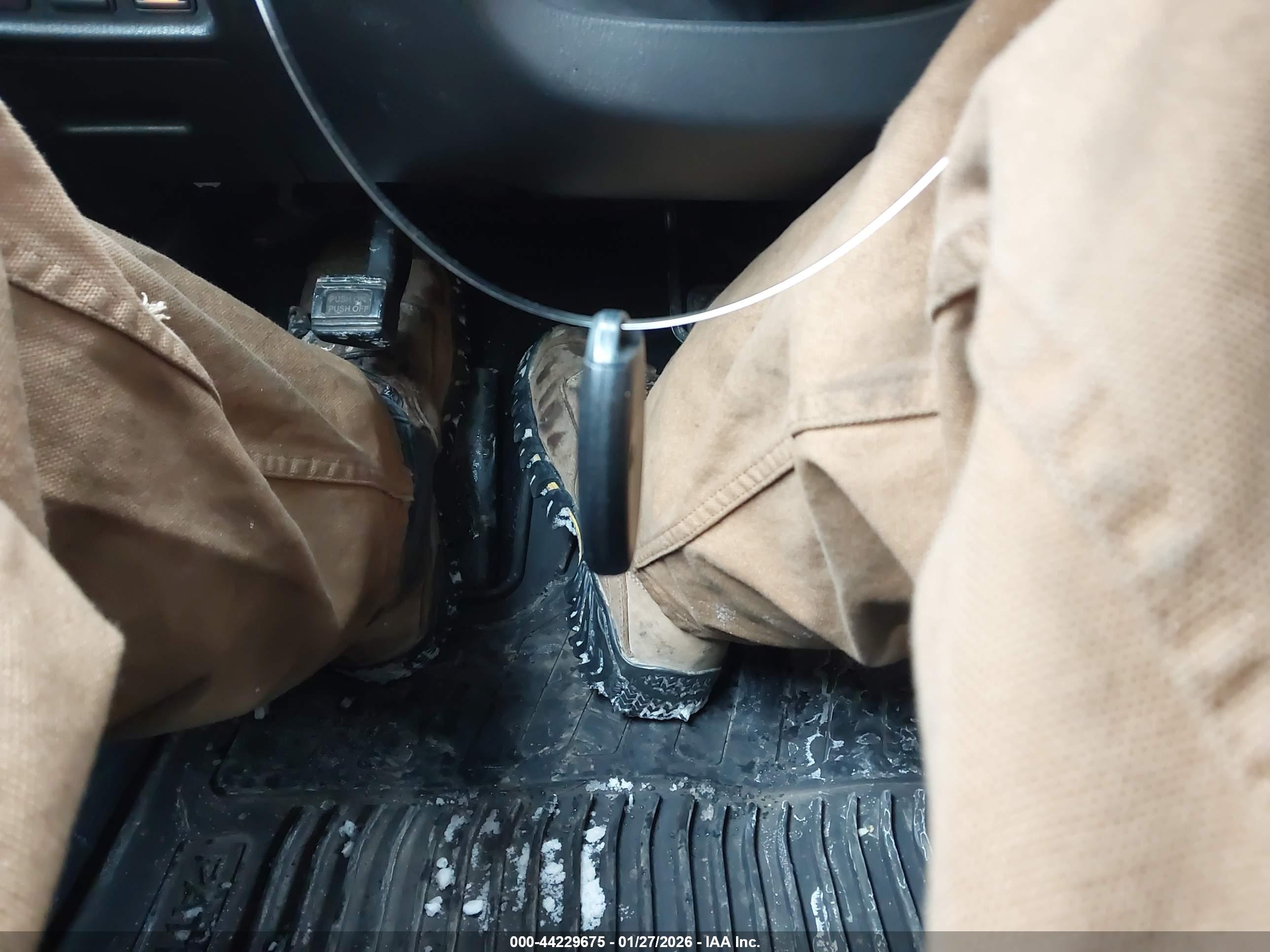 NISSAN PATHFINDER image 11