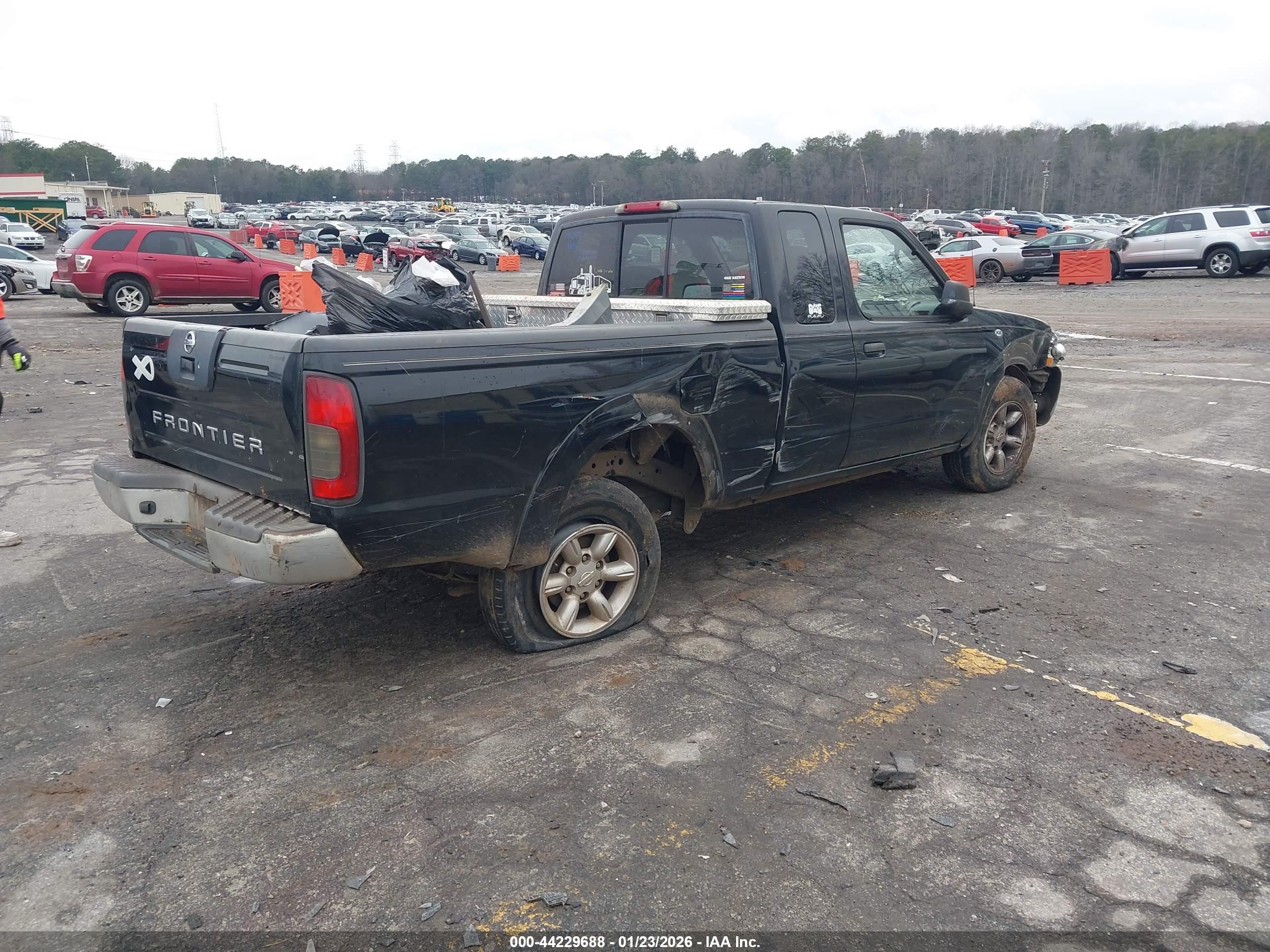 NISSAN FRONTIER image 4