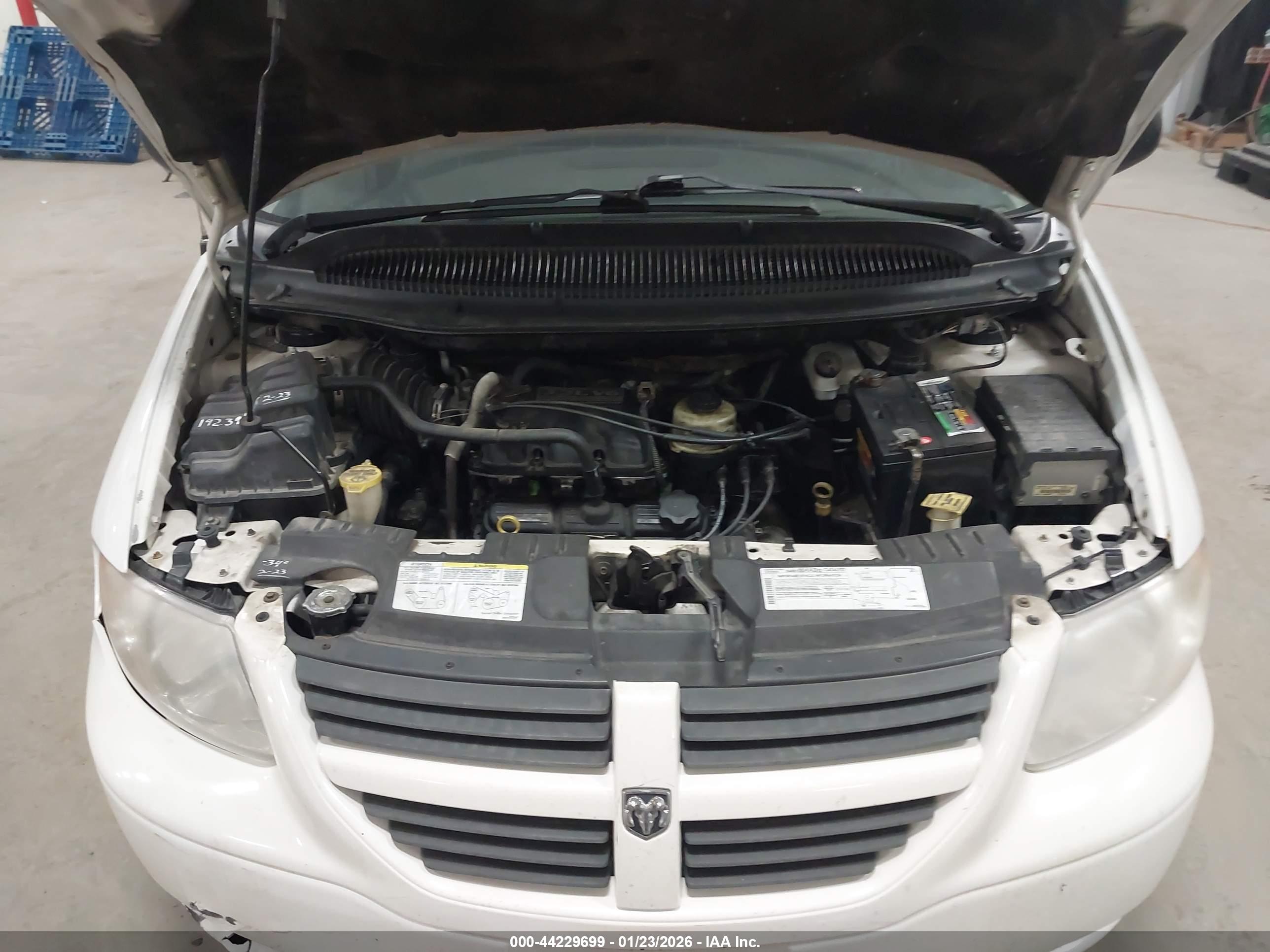 DODGE GRAND image 10