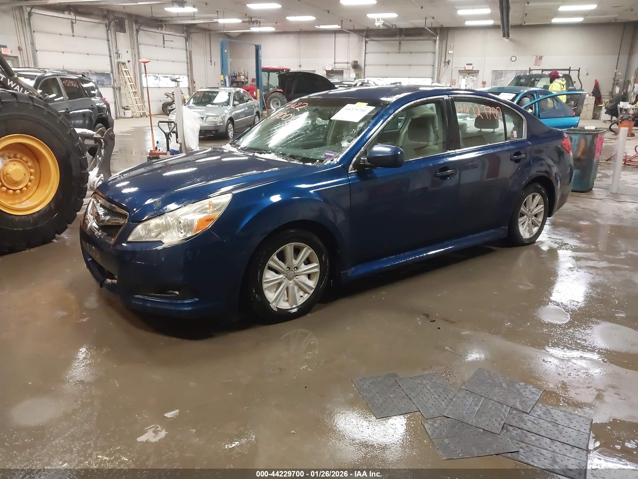 SUBARU LEGACY image 2