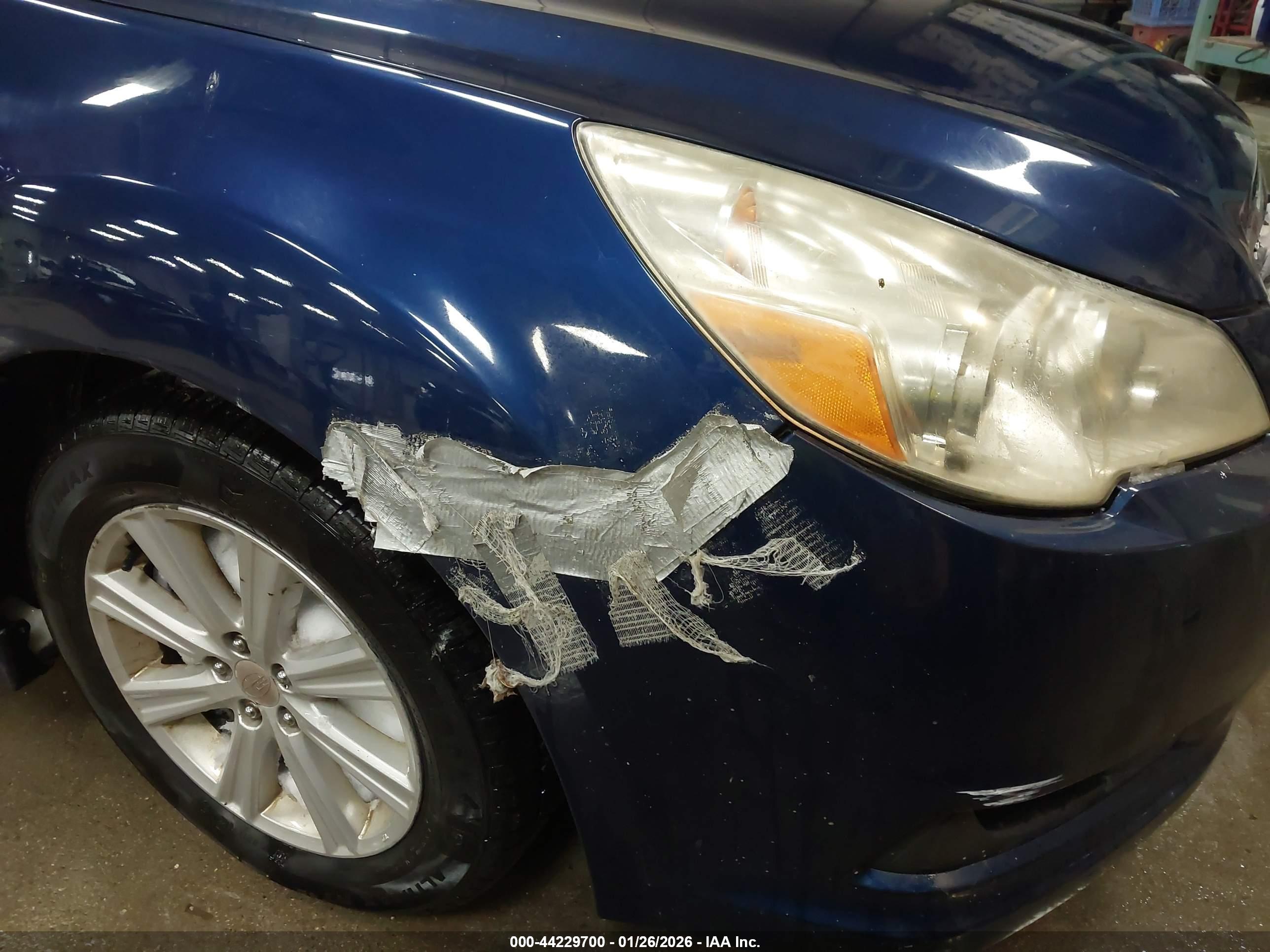 SUBARU LEGACY image 6