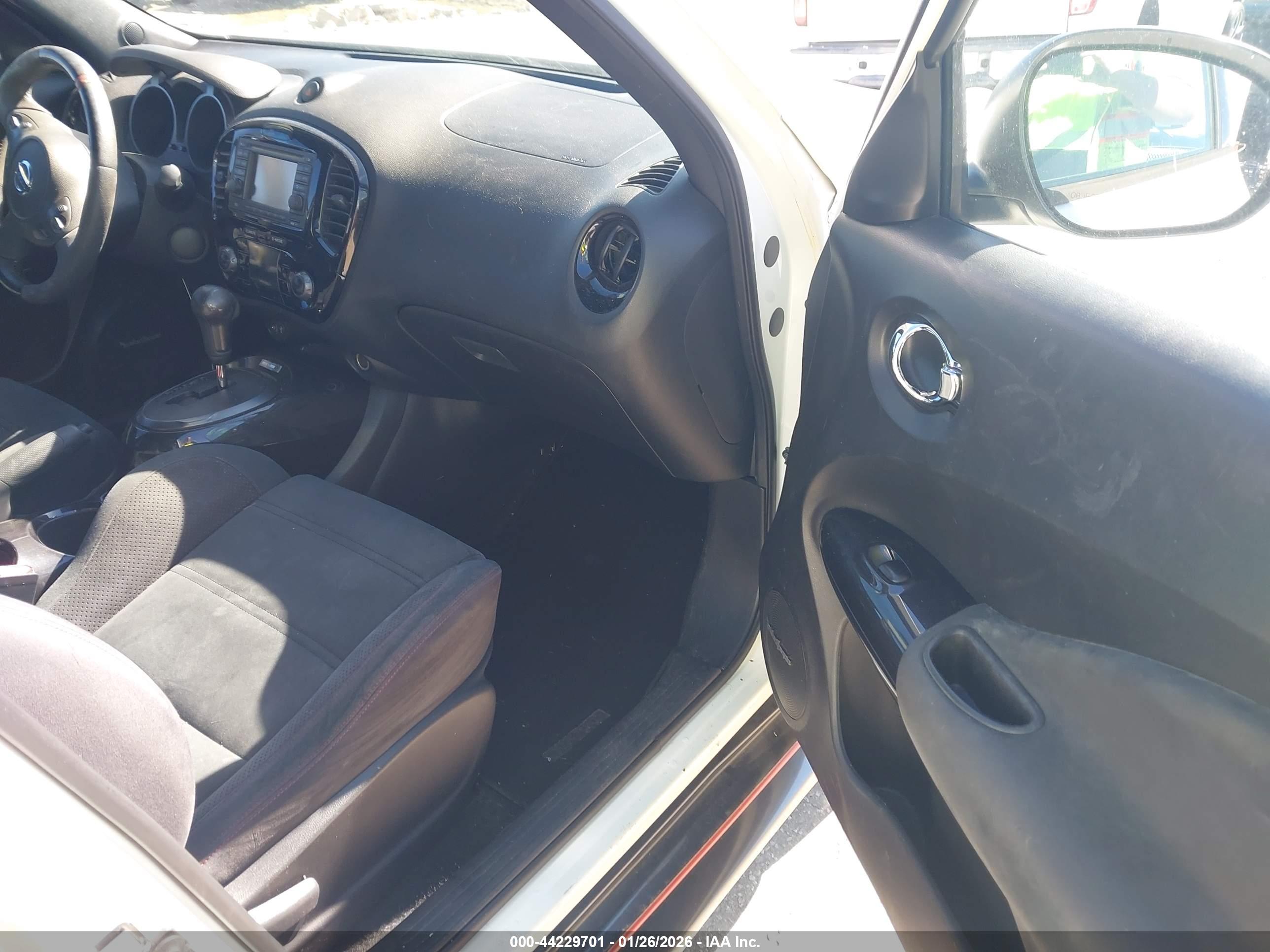 NISSAN JUKE image 5