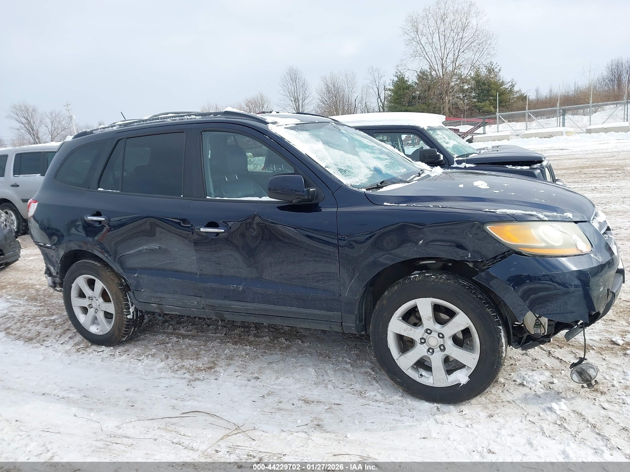HYUNDAI SANTA image 6