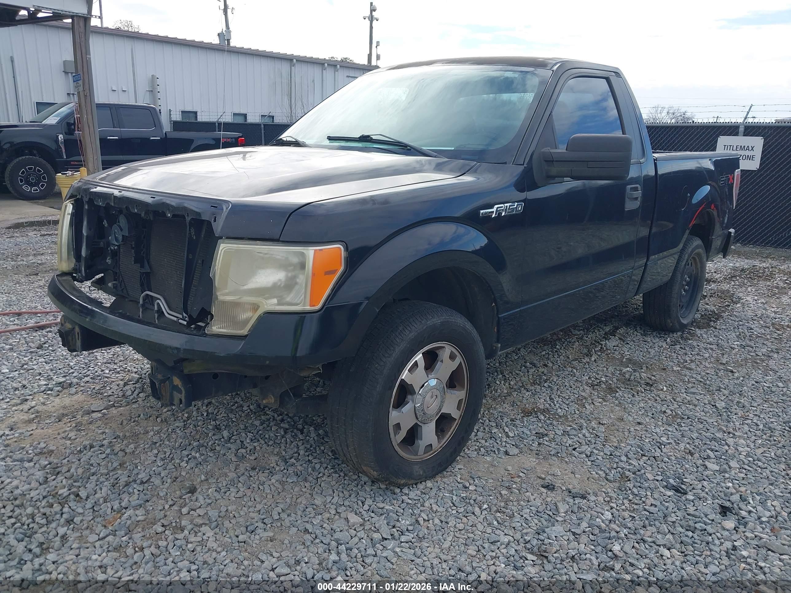 FORD F-150 image 2