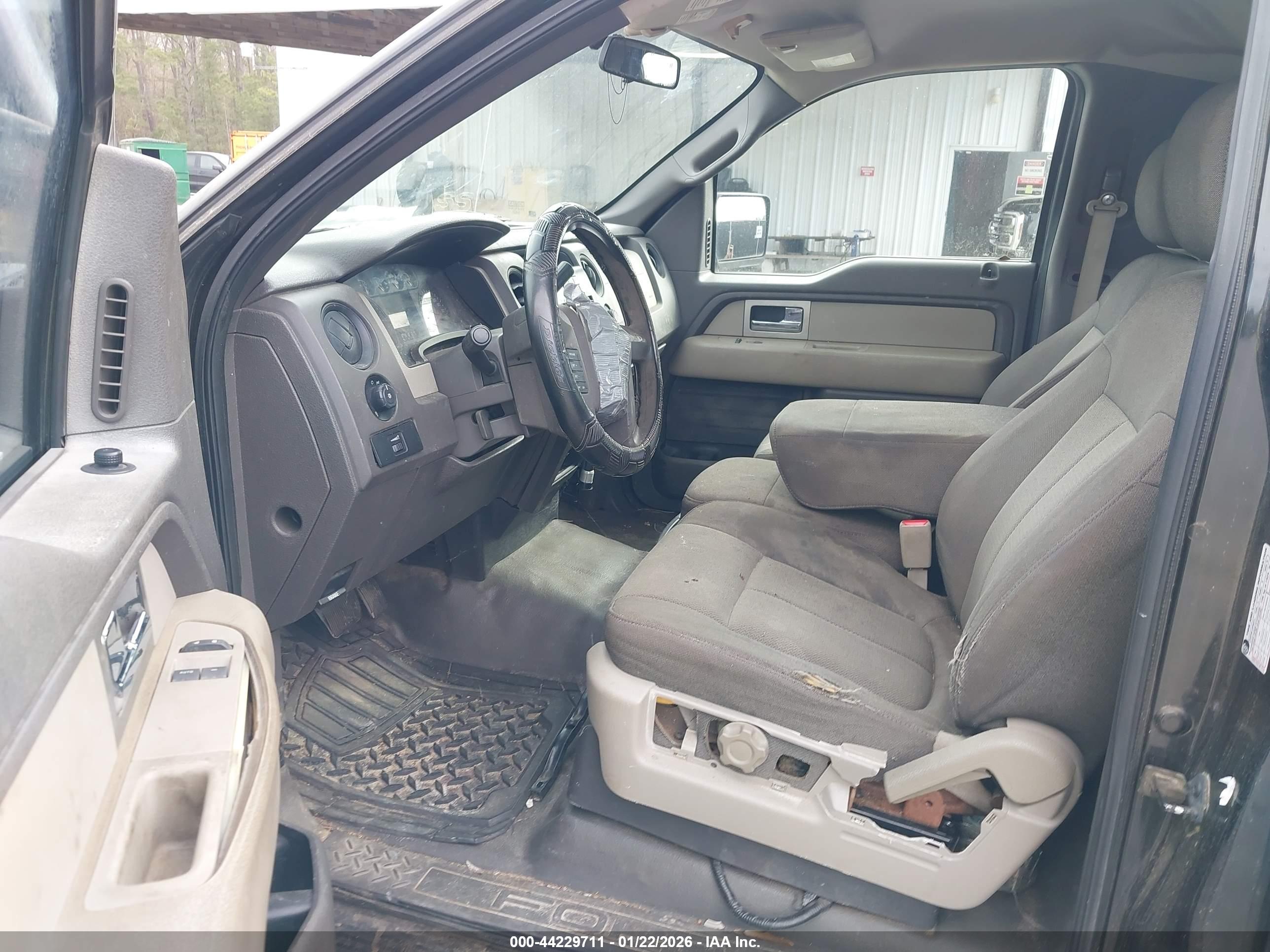 FORD F-150 image 5