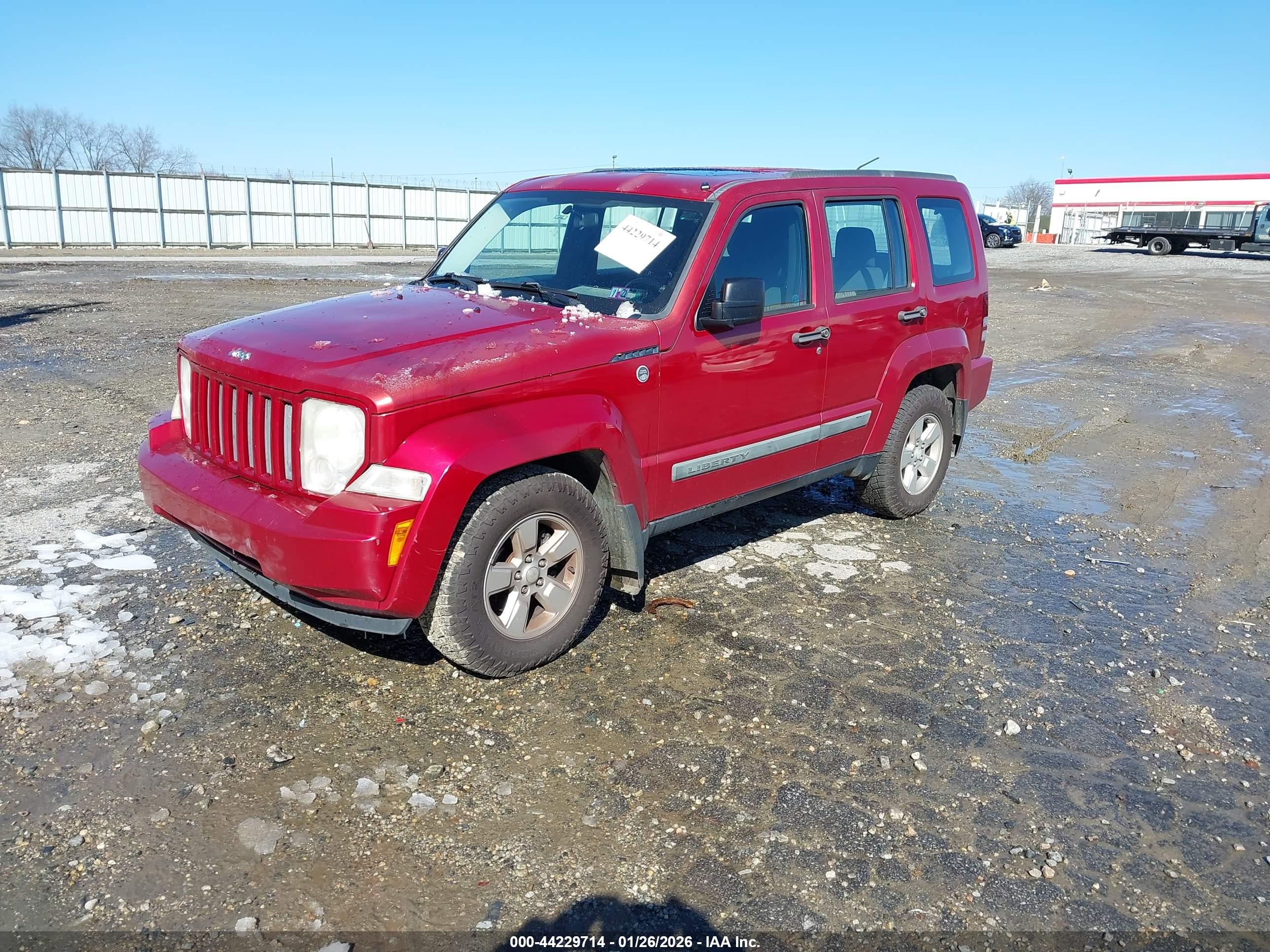 JEEP LIBERTY image 2
