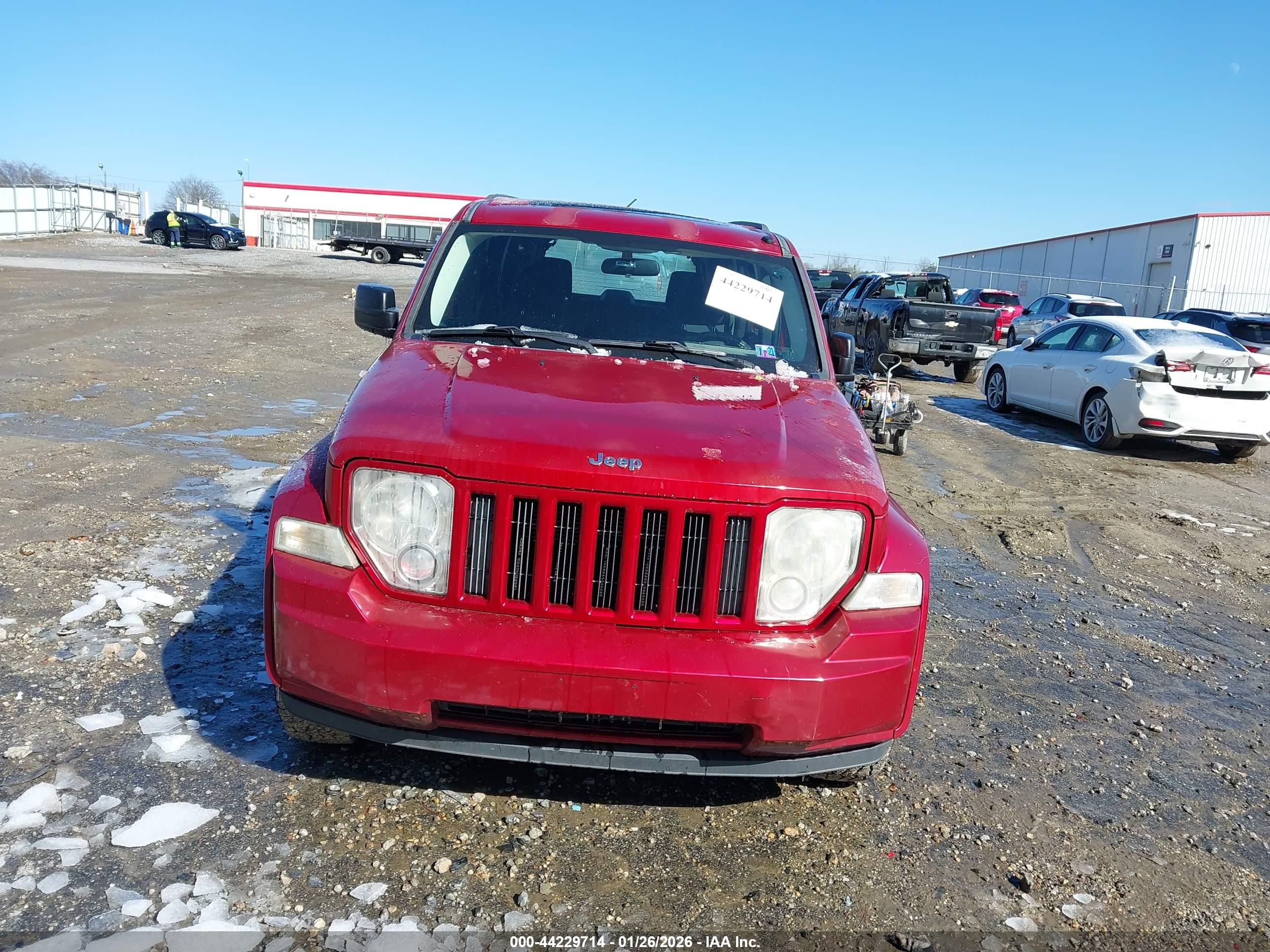 JEEP LIBERTY image 6