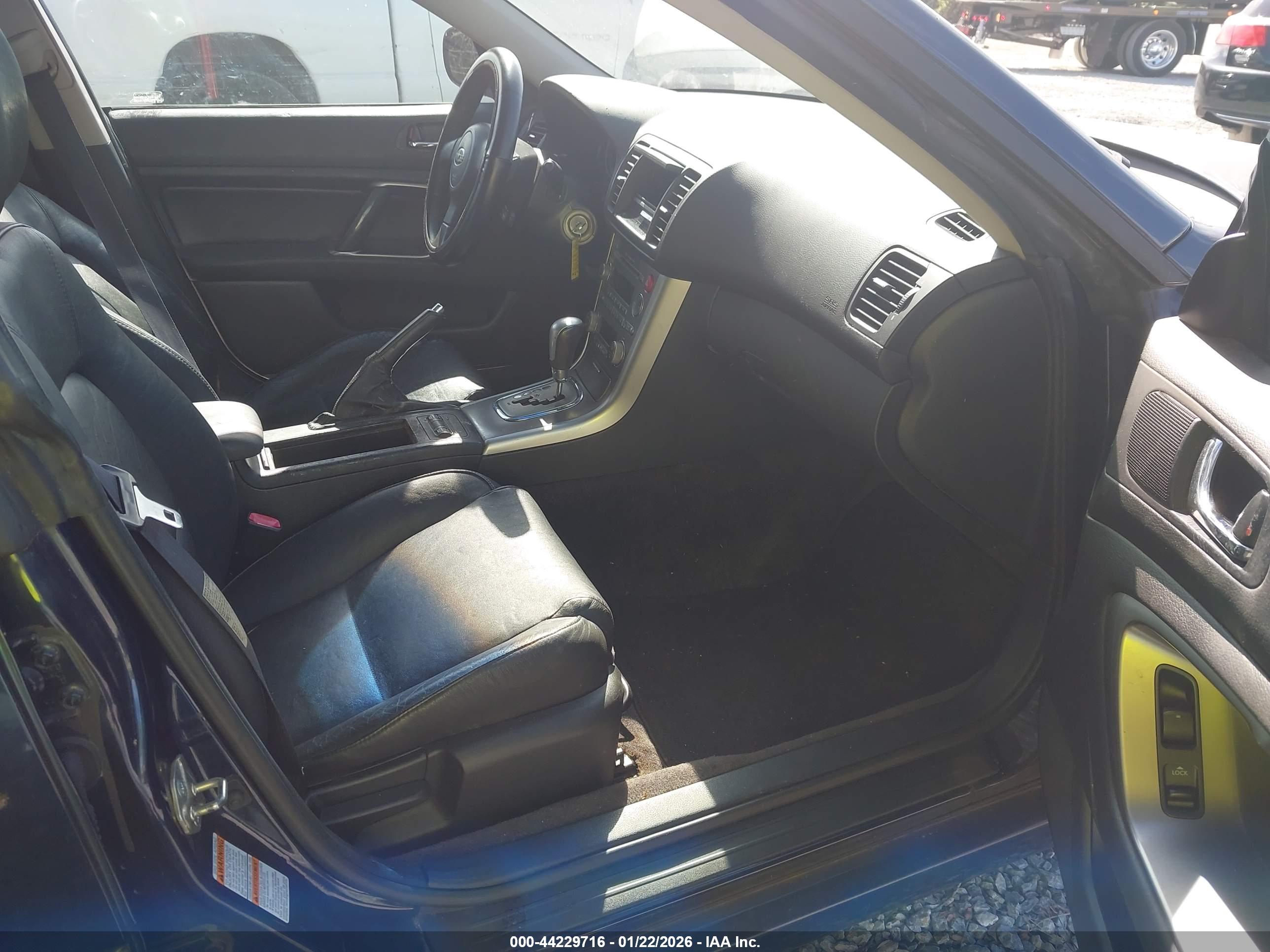 SUBARU LEGACY image 5
