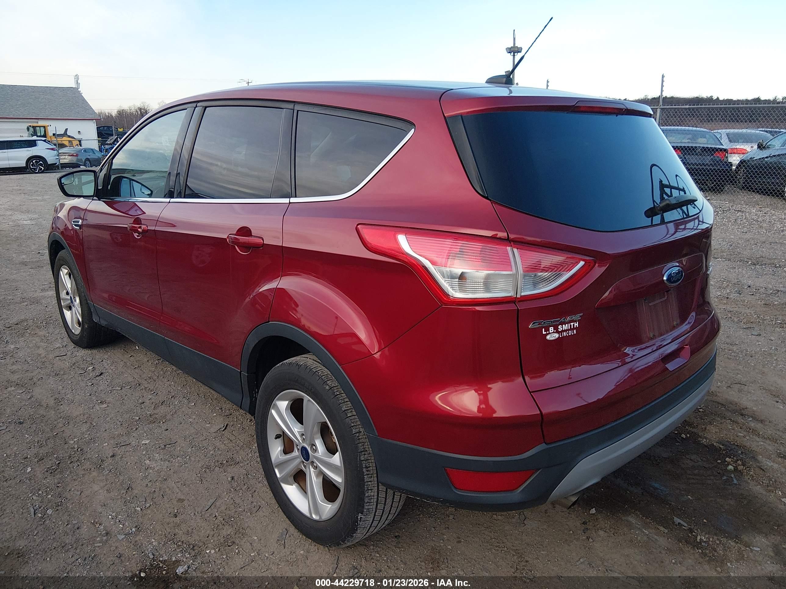 FORD ESCAPE image 3