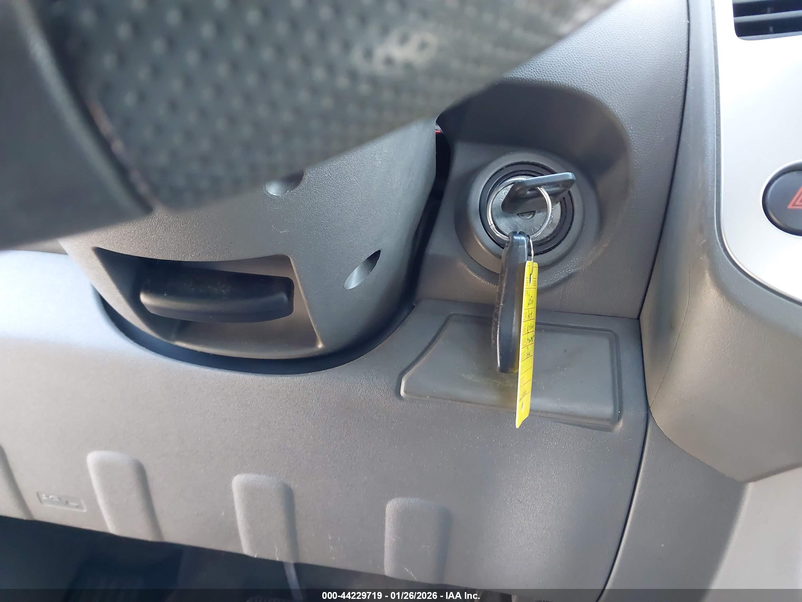 NISSAN FRONTIER image 11