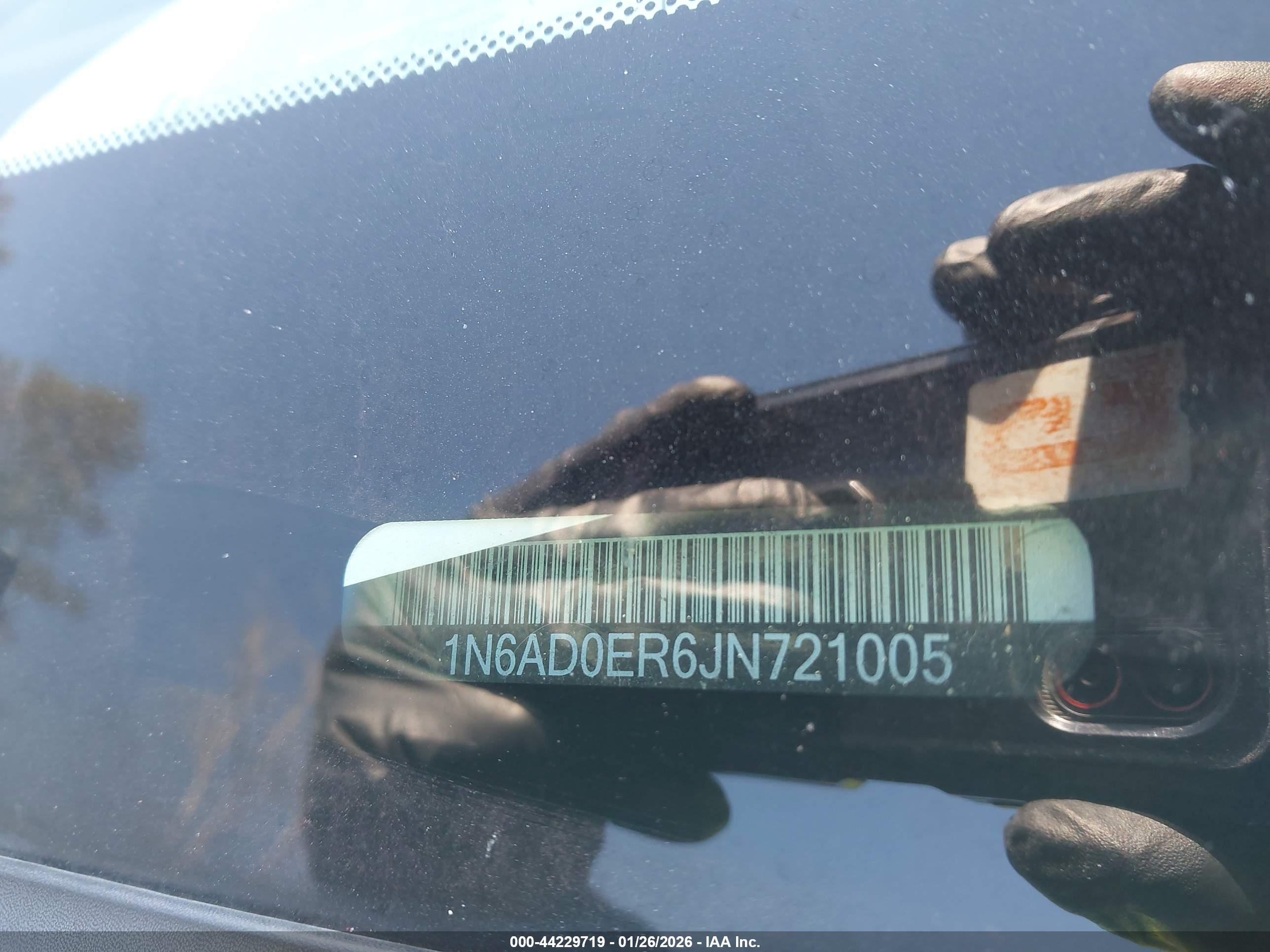 NISSAN FRONTIER image 9