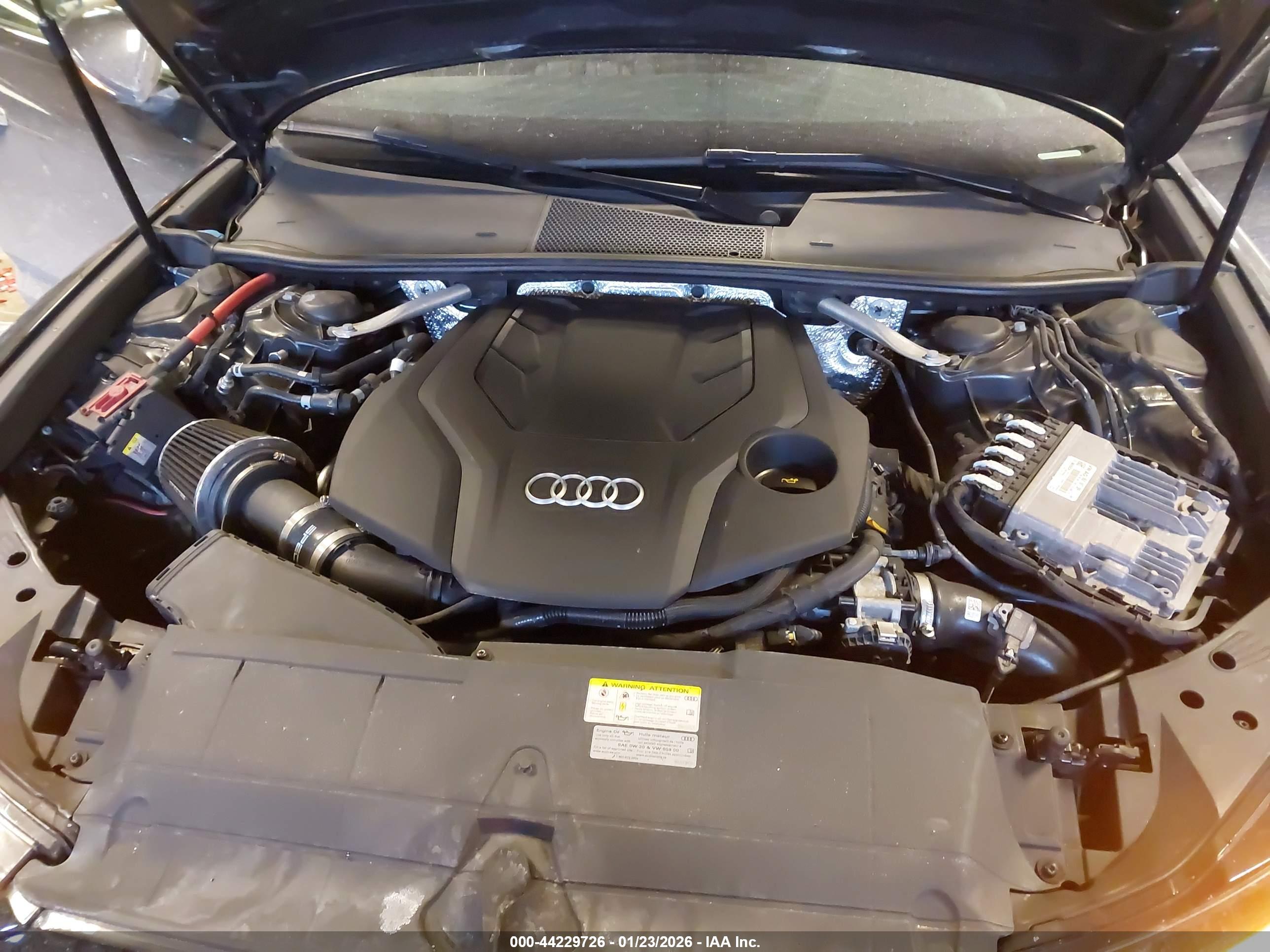 AUDI A6 image 10