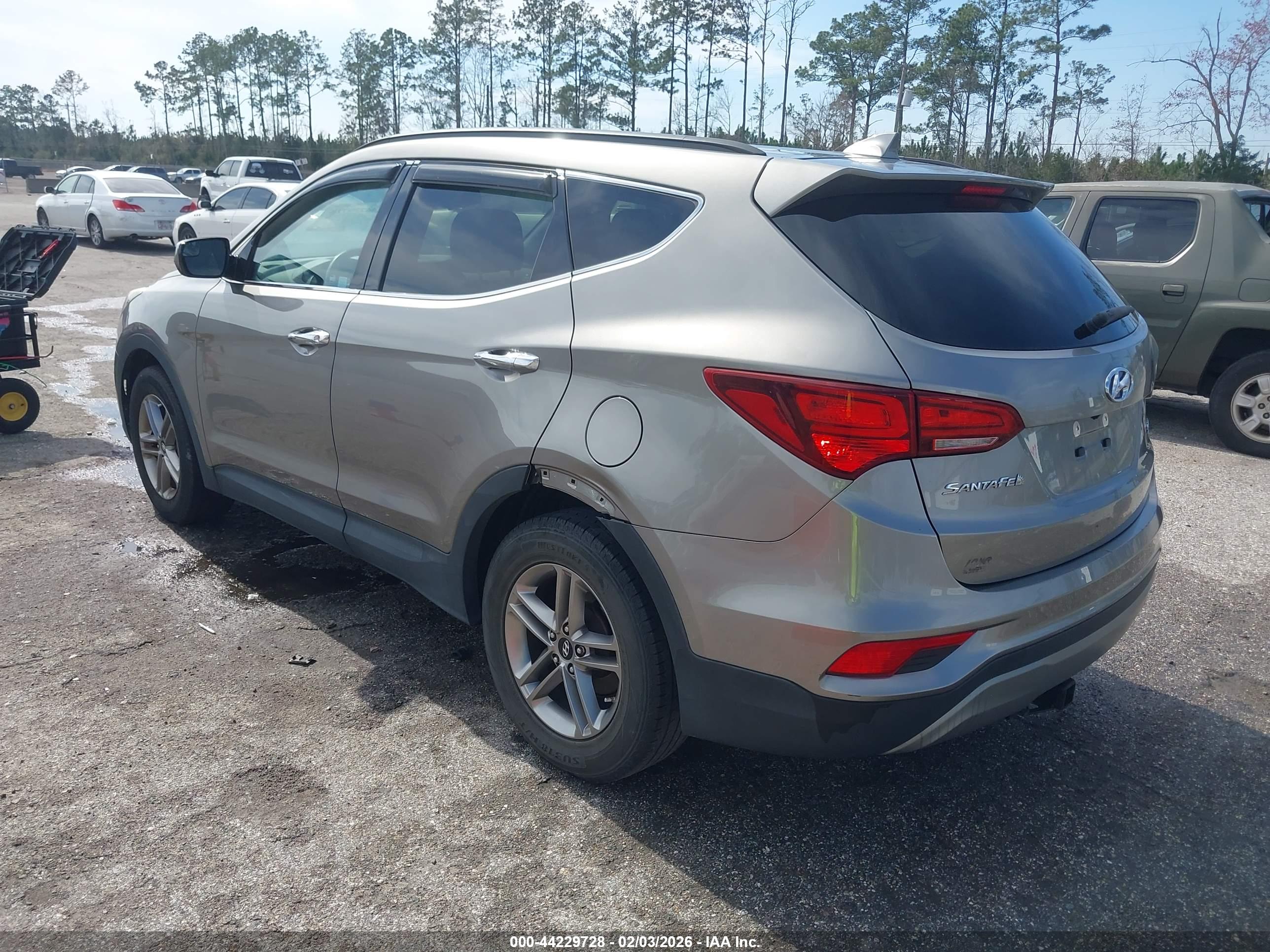 HYUNDAI SANTA image 3
