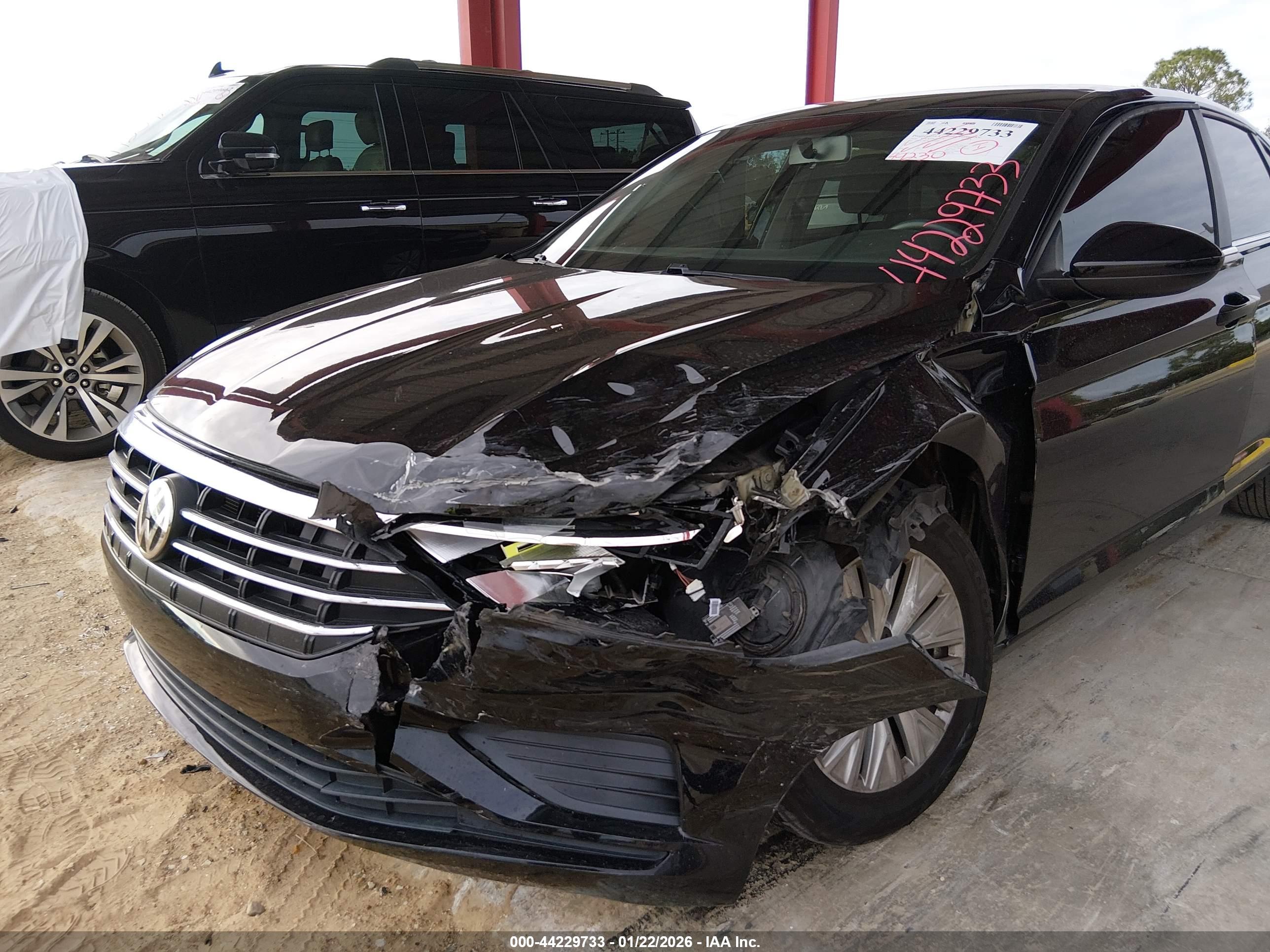 VOLKSWAGEN JETTA image 6