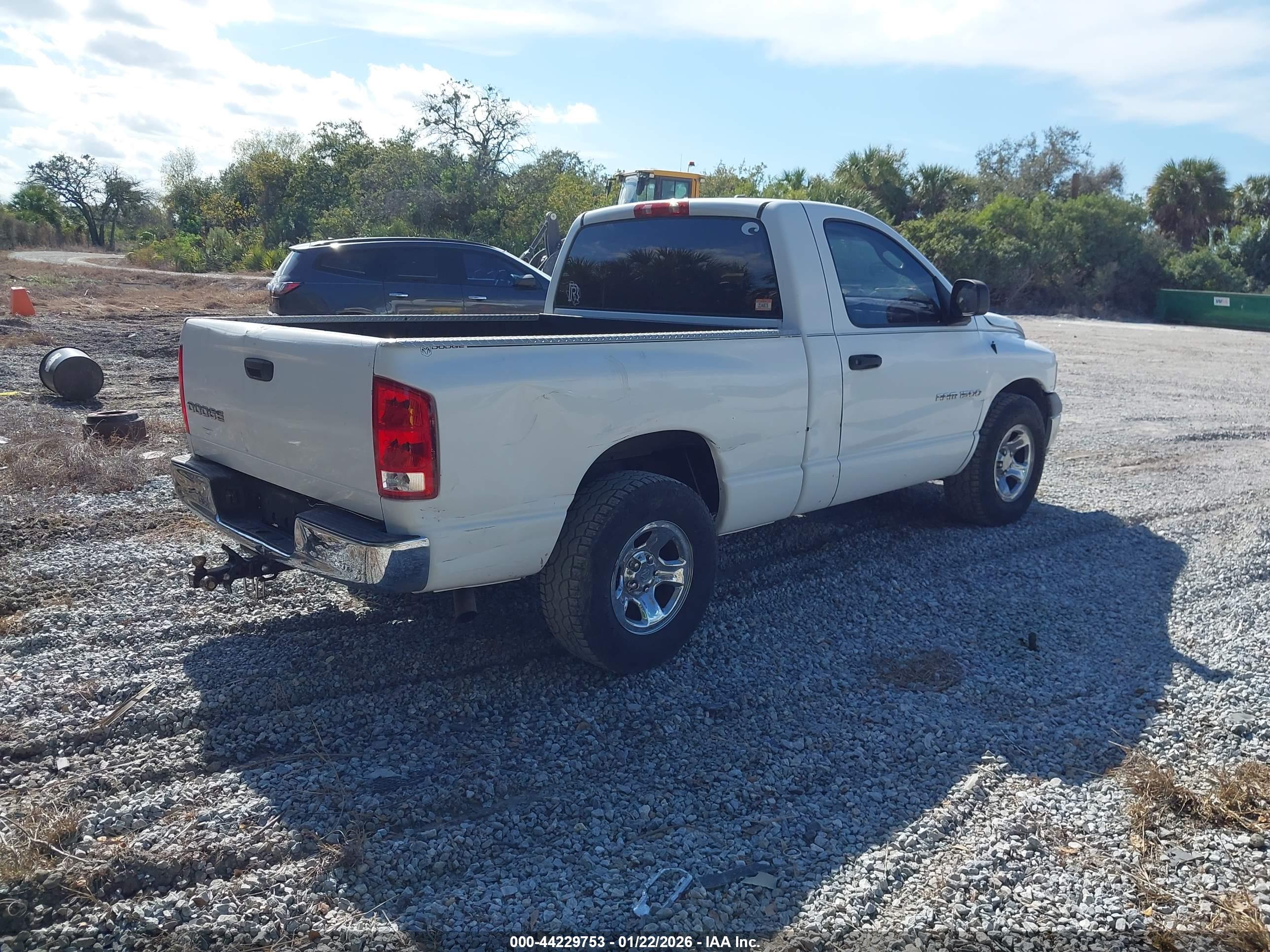 DODGE RAM image 4