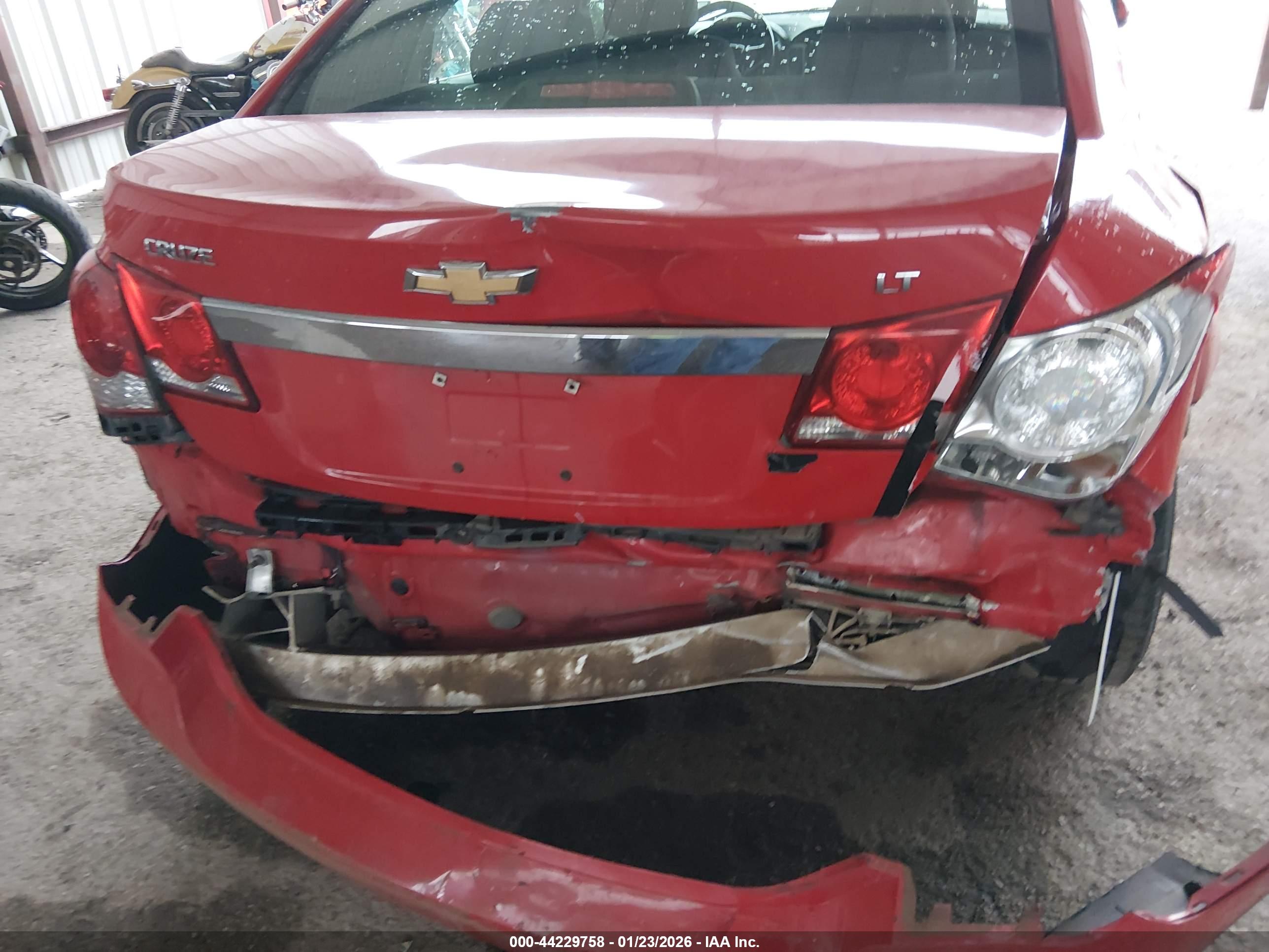 CHEVROLET CRUZE image 6
