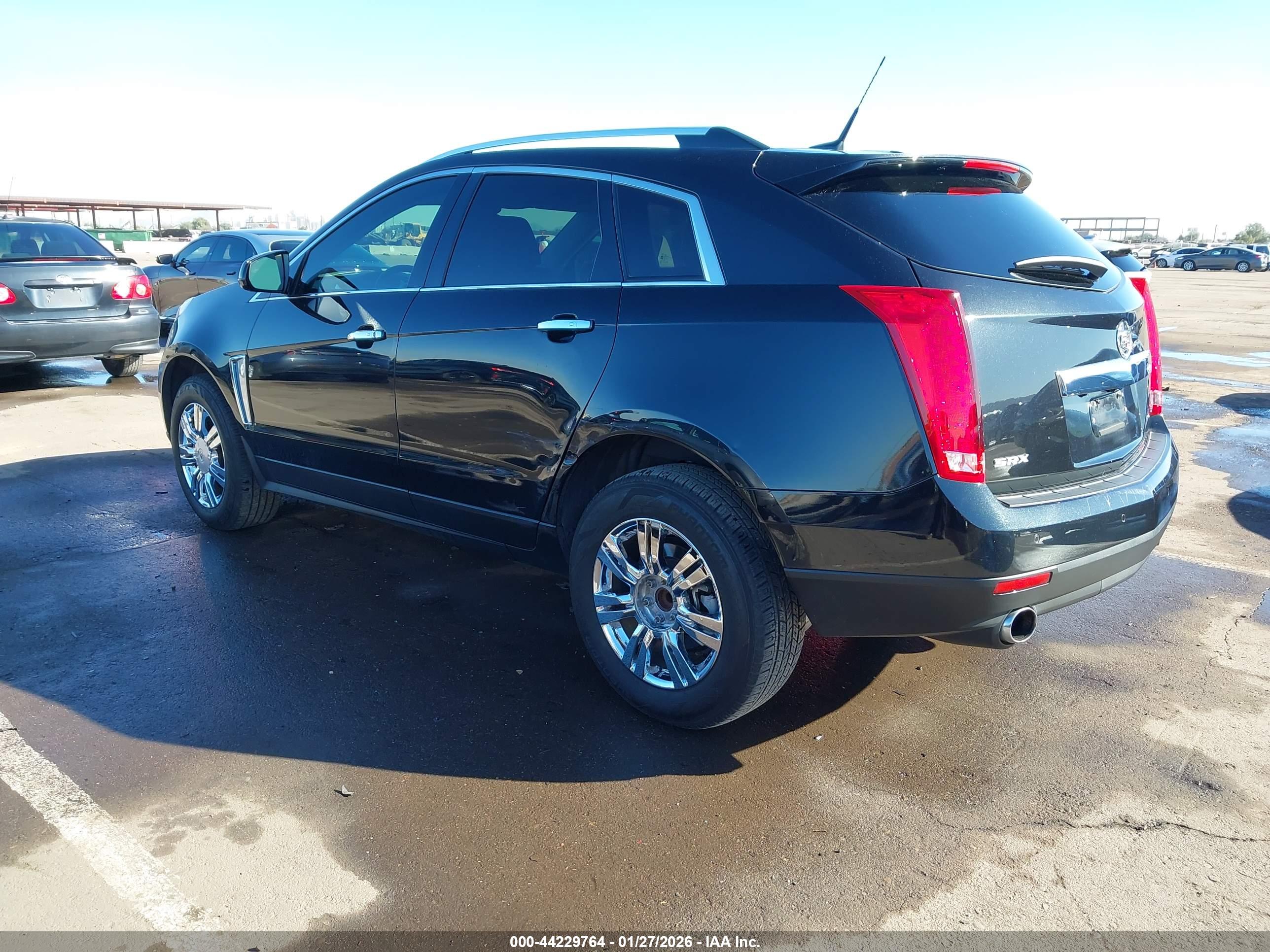 CADILLAC SRX image 3