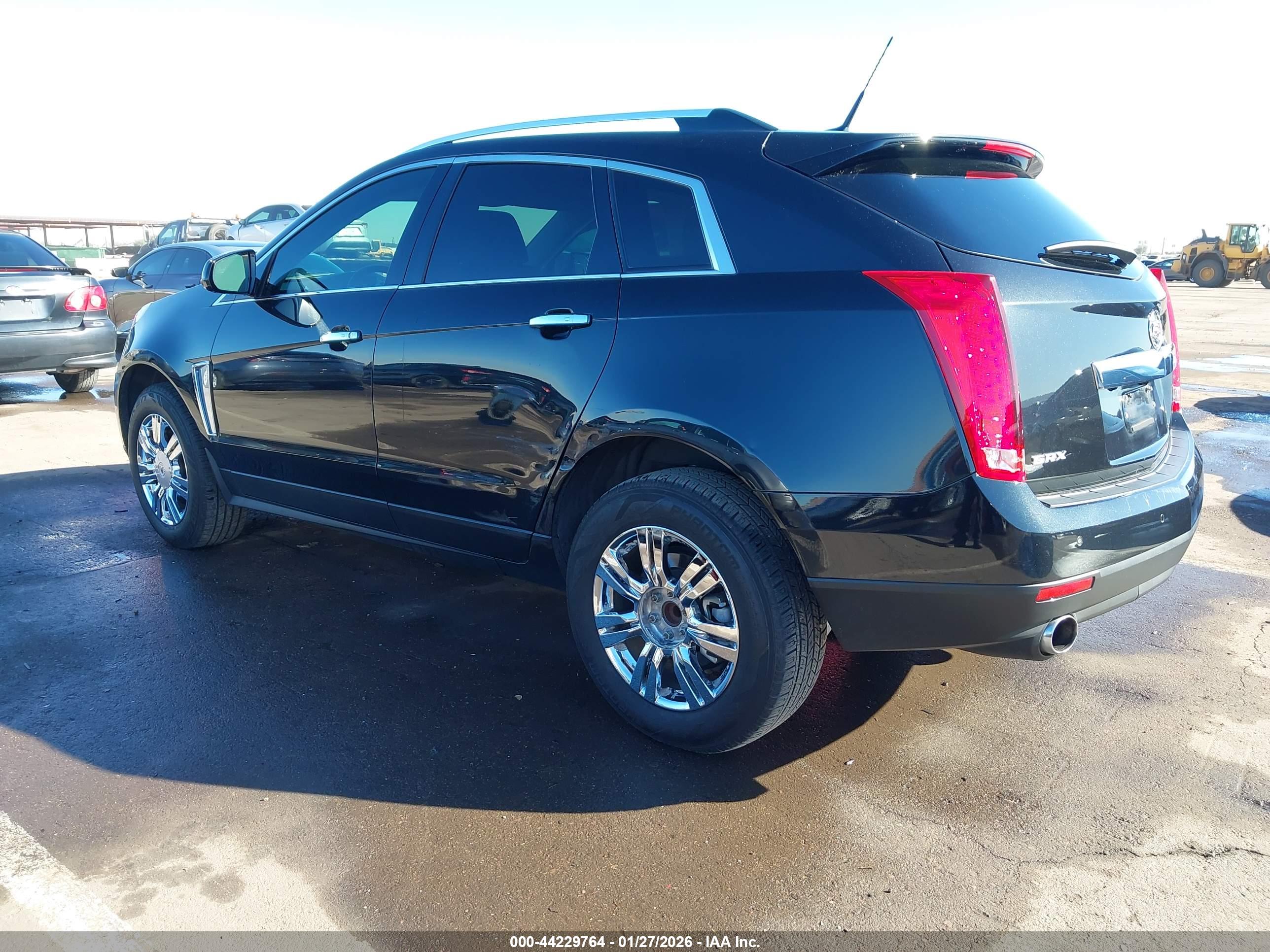 CADILLAC SRX image 6