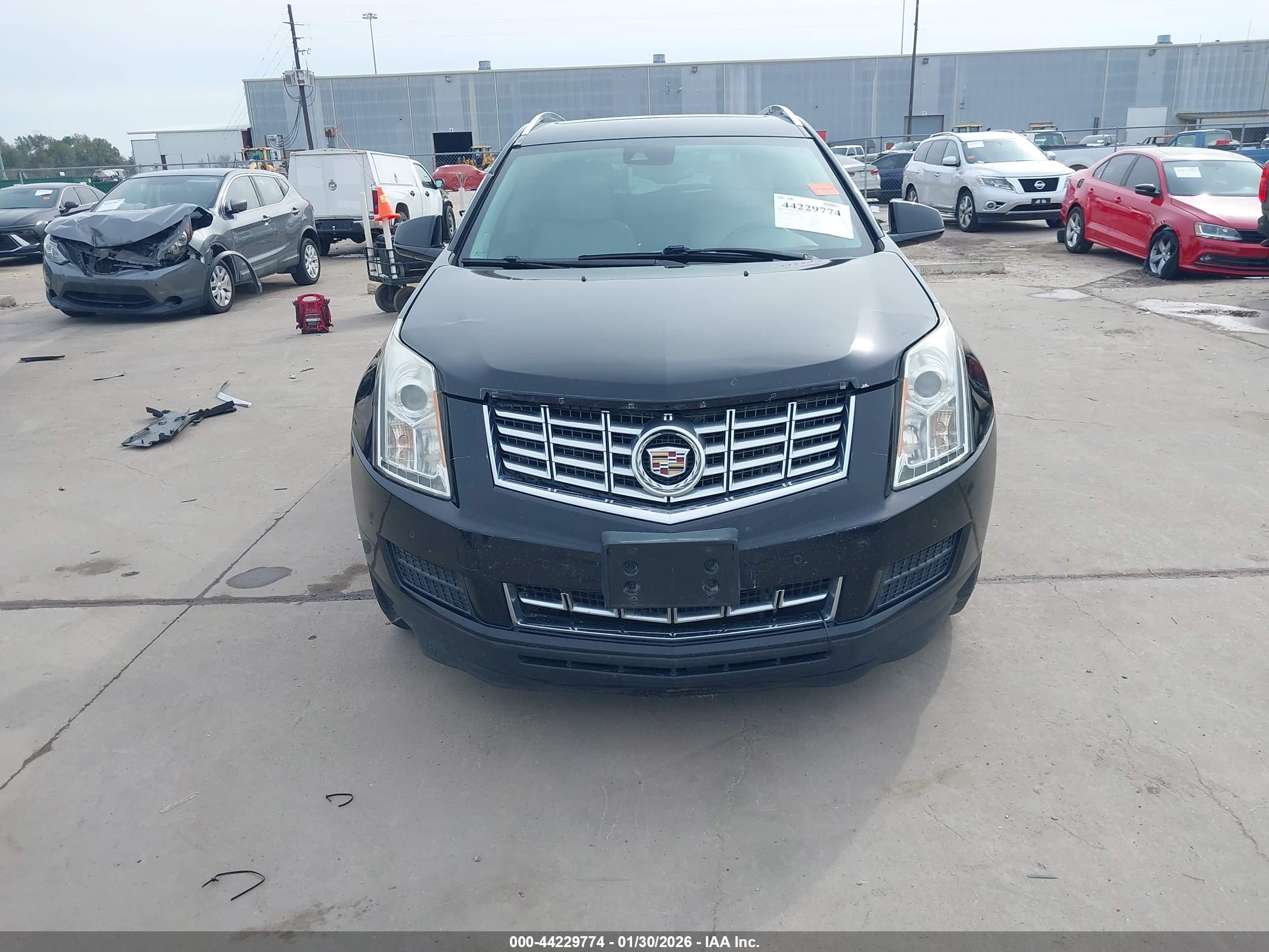 CADILLAC SRX image 6