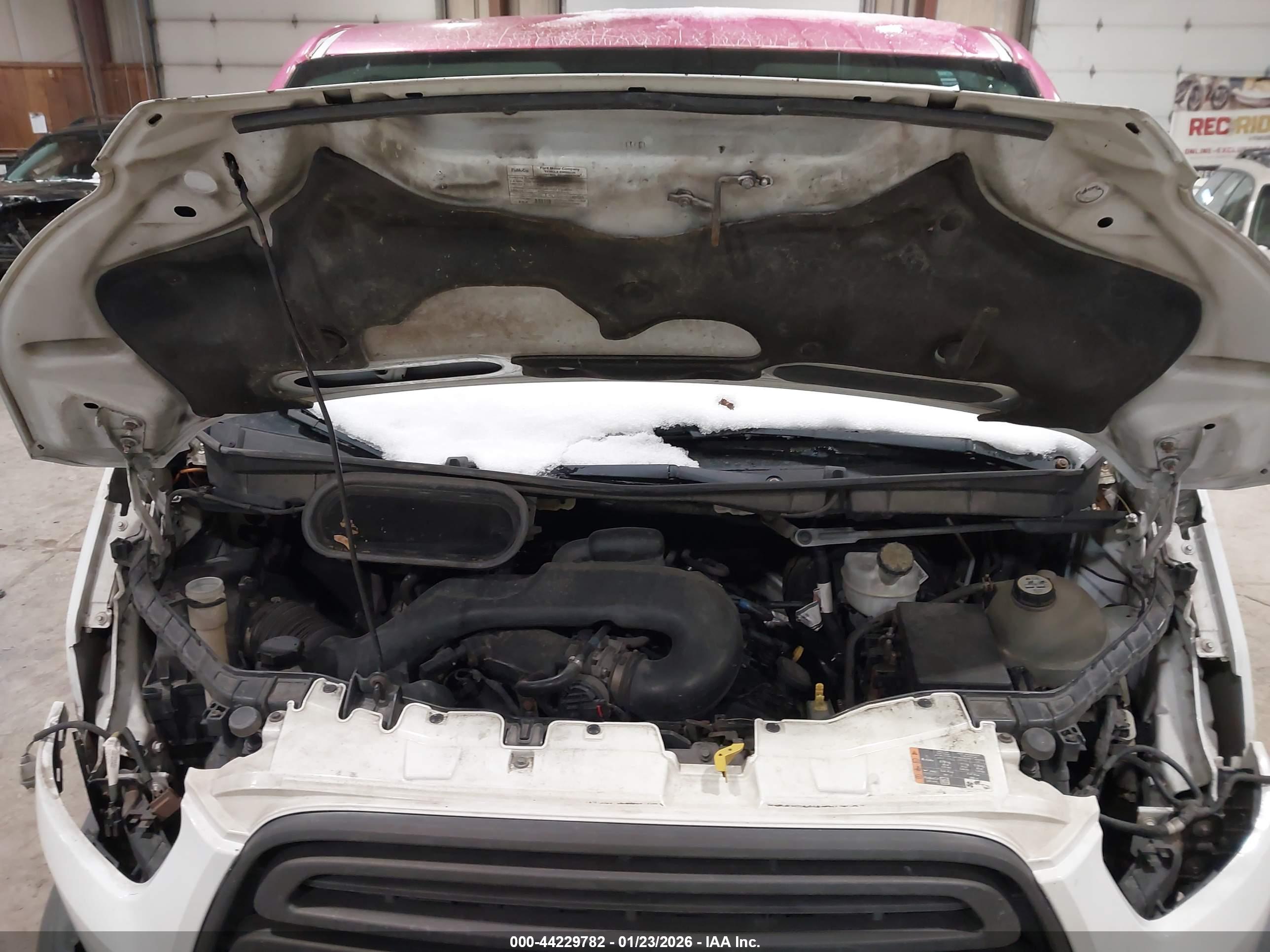 FORD TRANSIT image 10