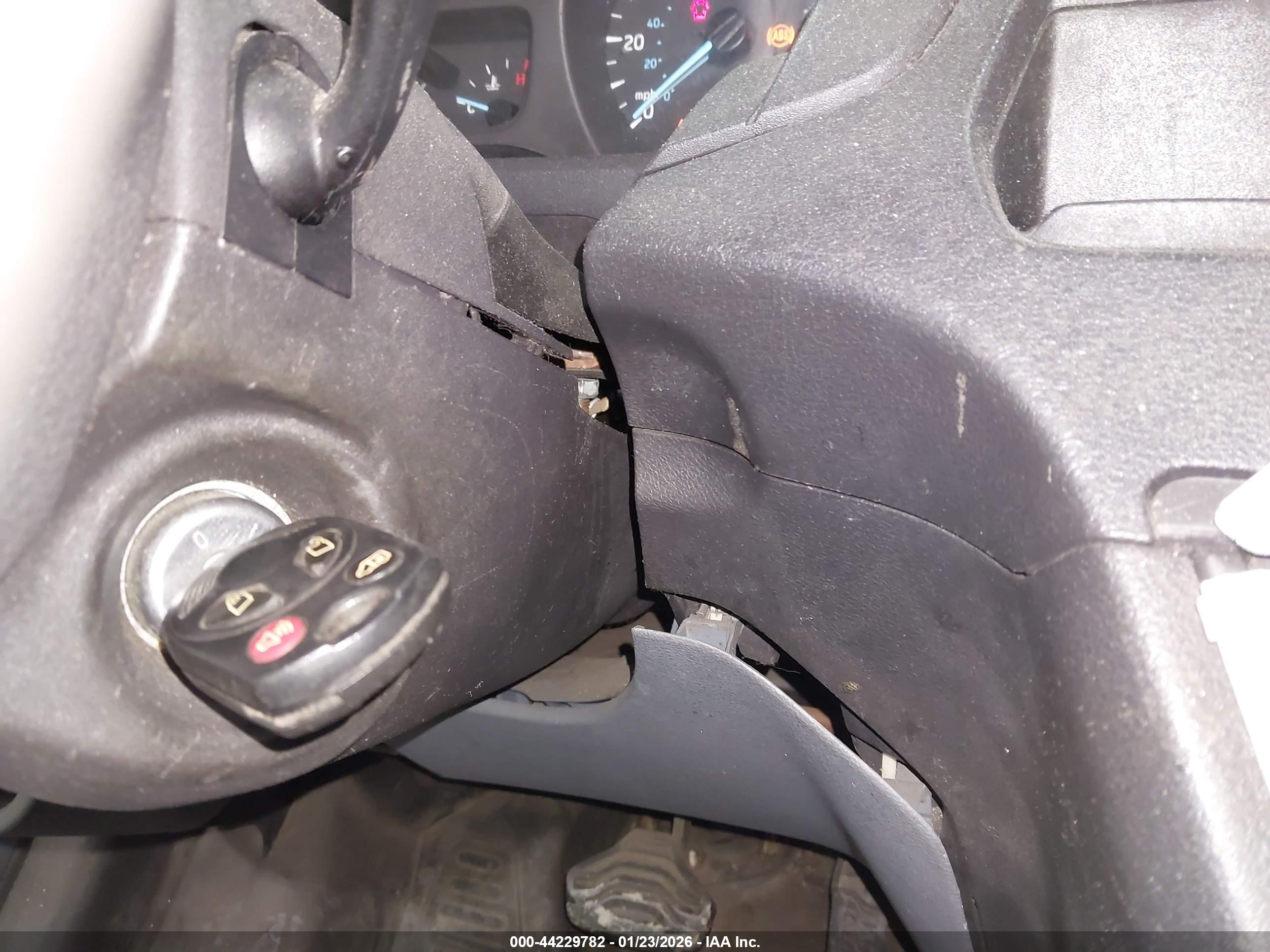 FORD TRANSIT image 11