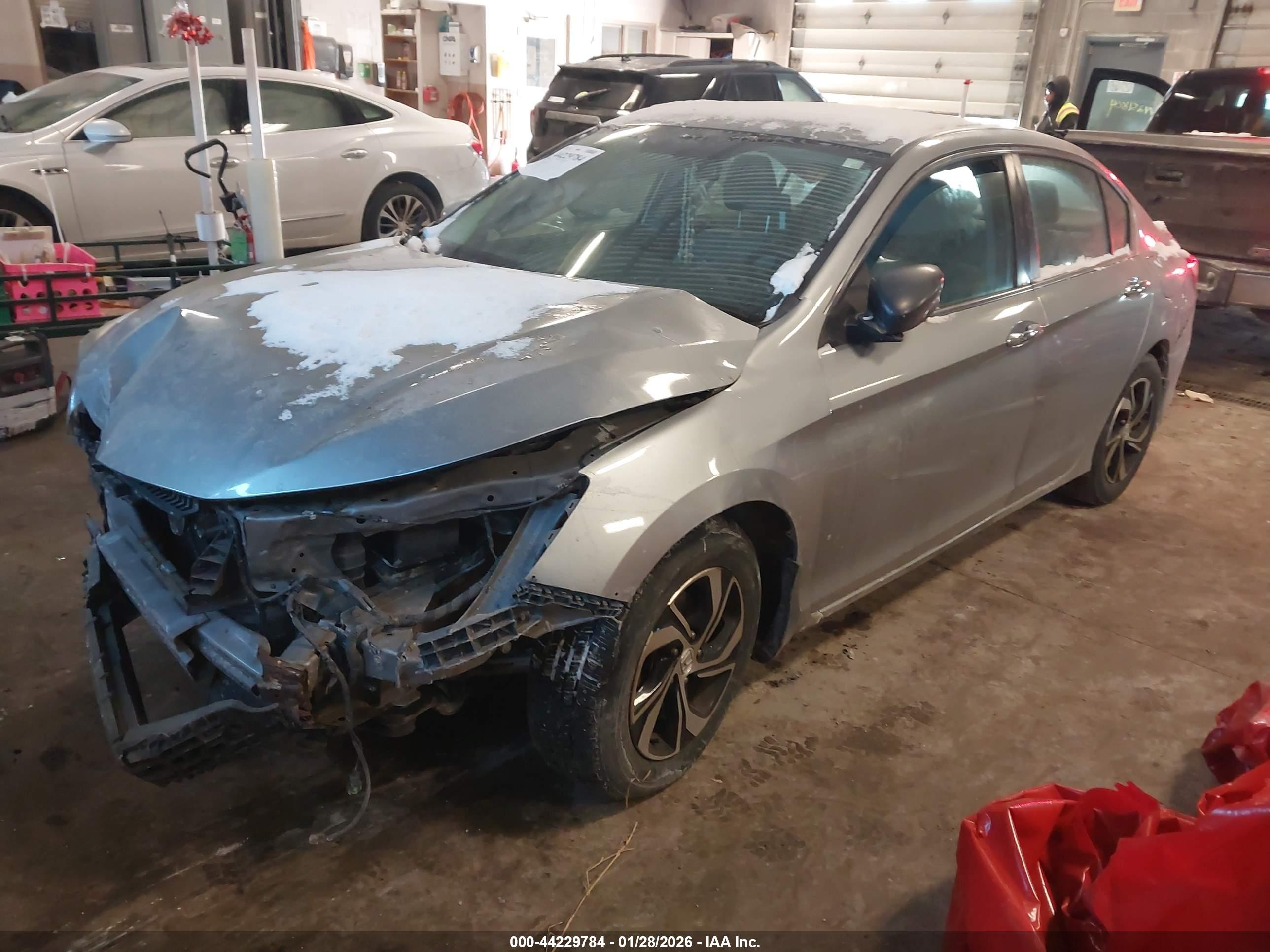 HONDA ACCORD image 2