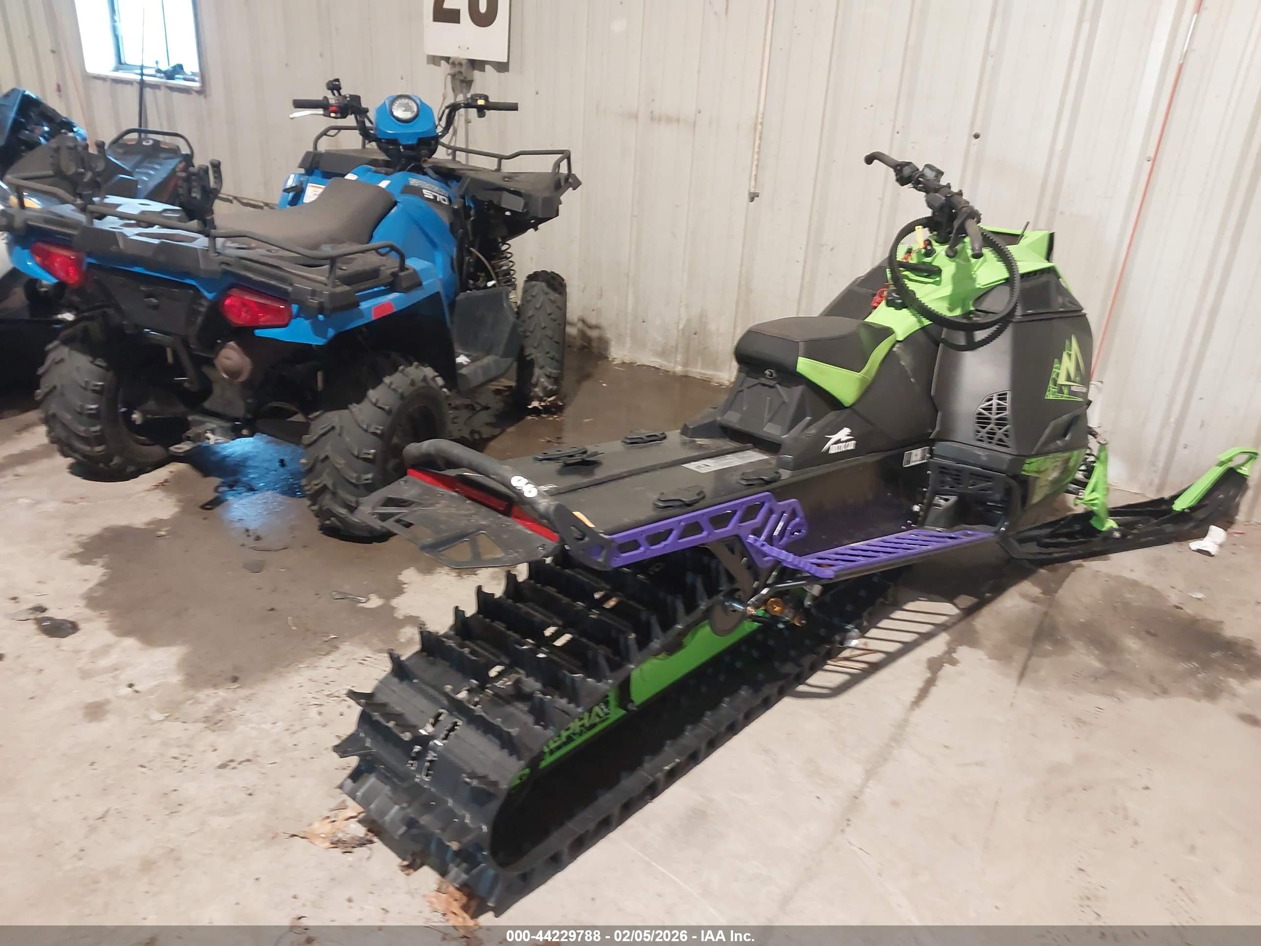 ARCTIC CAT image 4