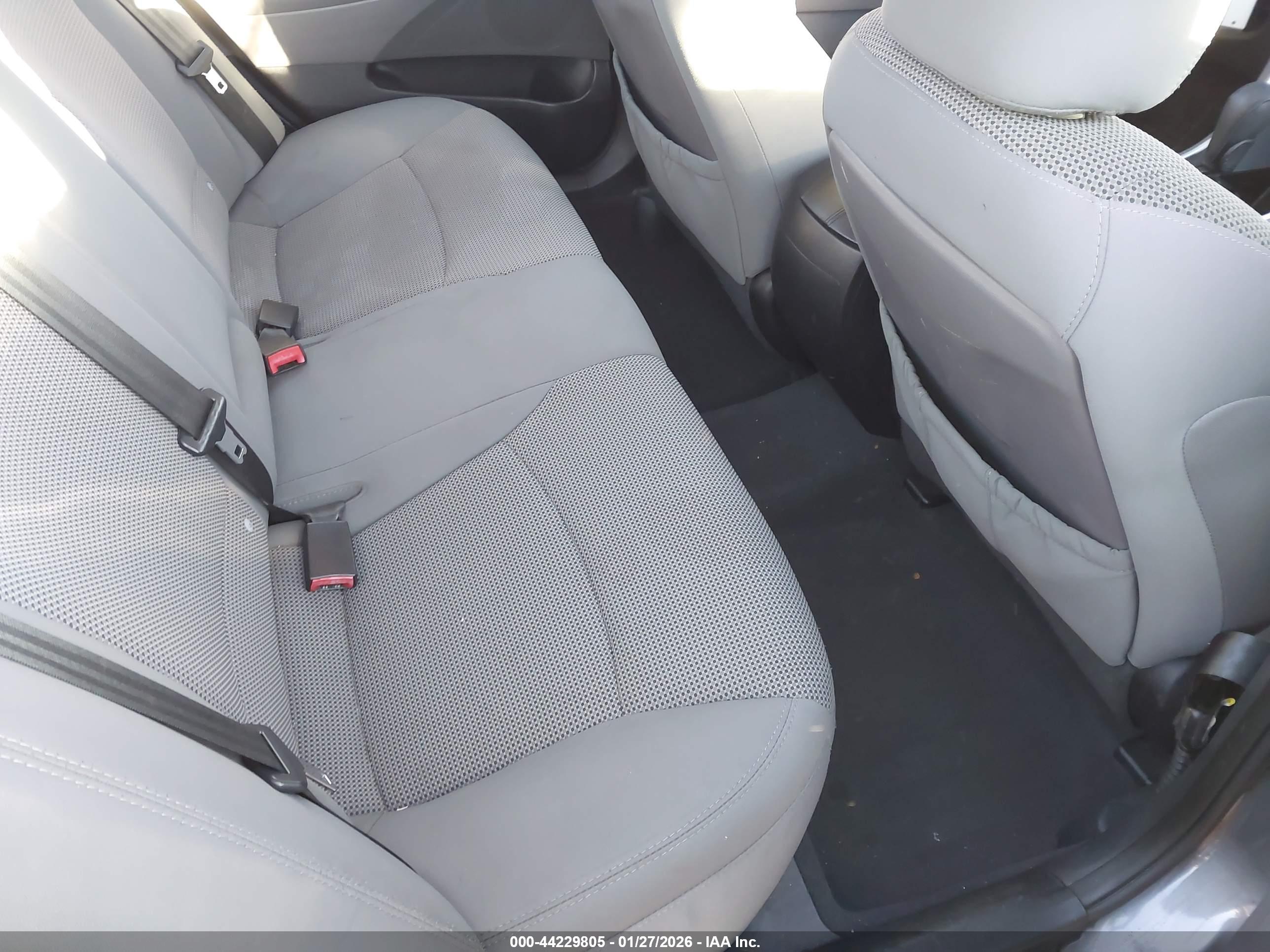 HYUNDAI SONATA image 8
