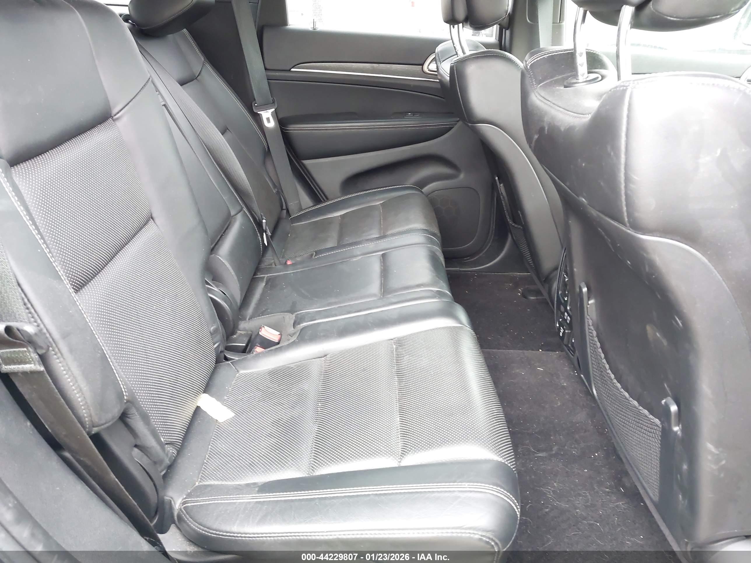 JEEP GRAND image 8