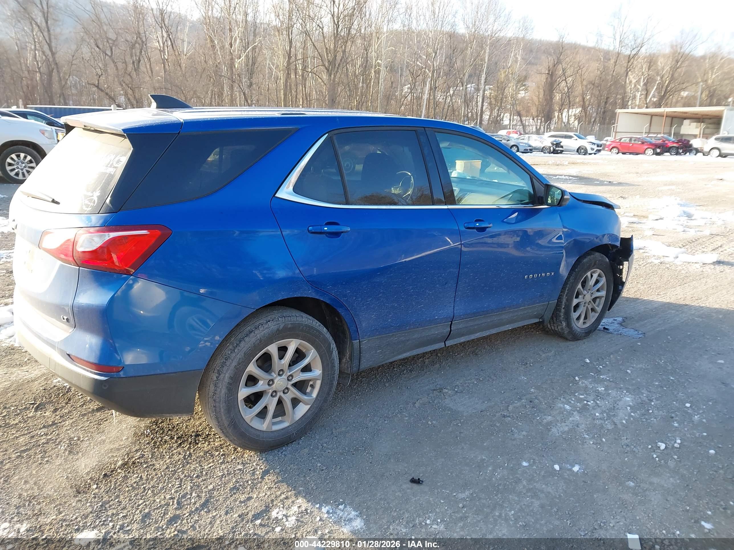 CHEVROLET EQUINOX image 4