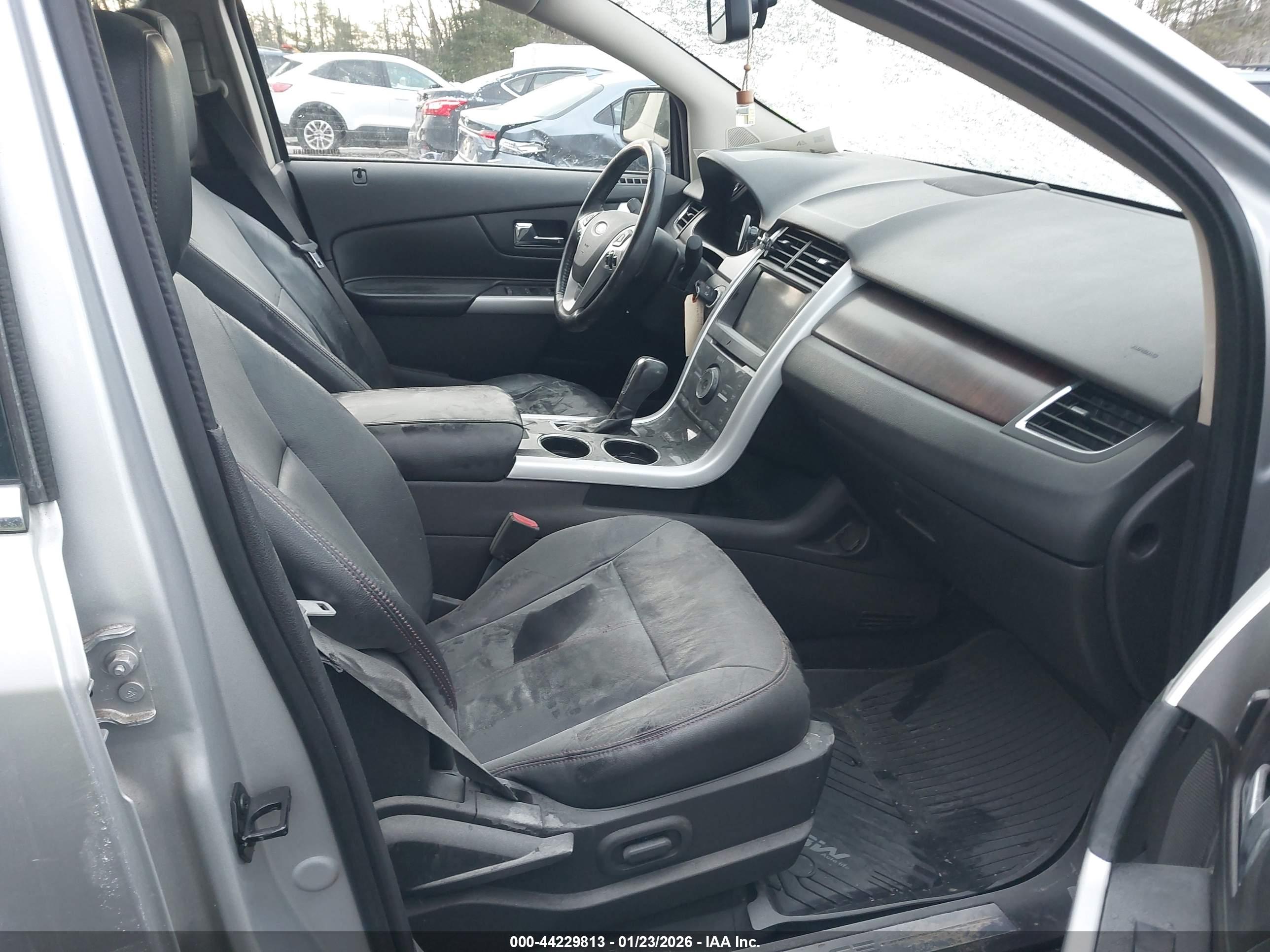 FORD EDGE image 5