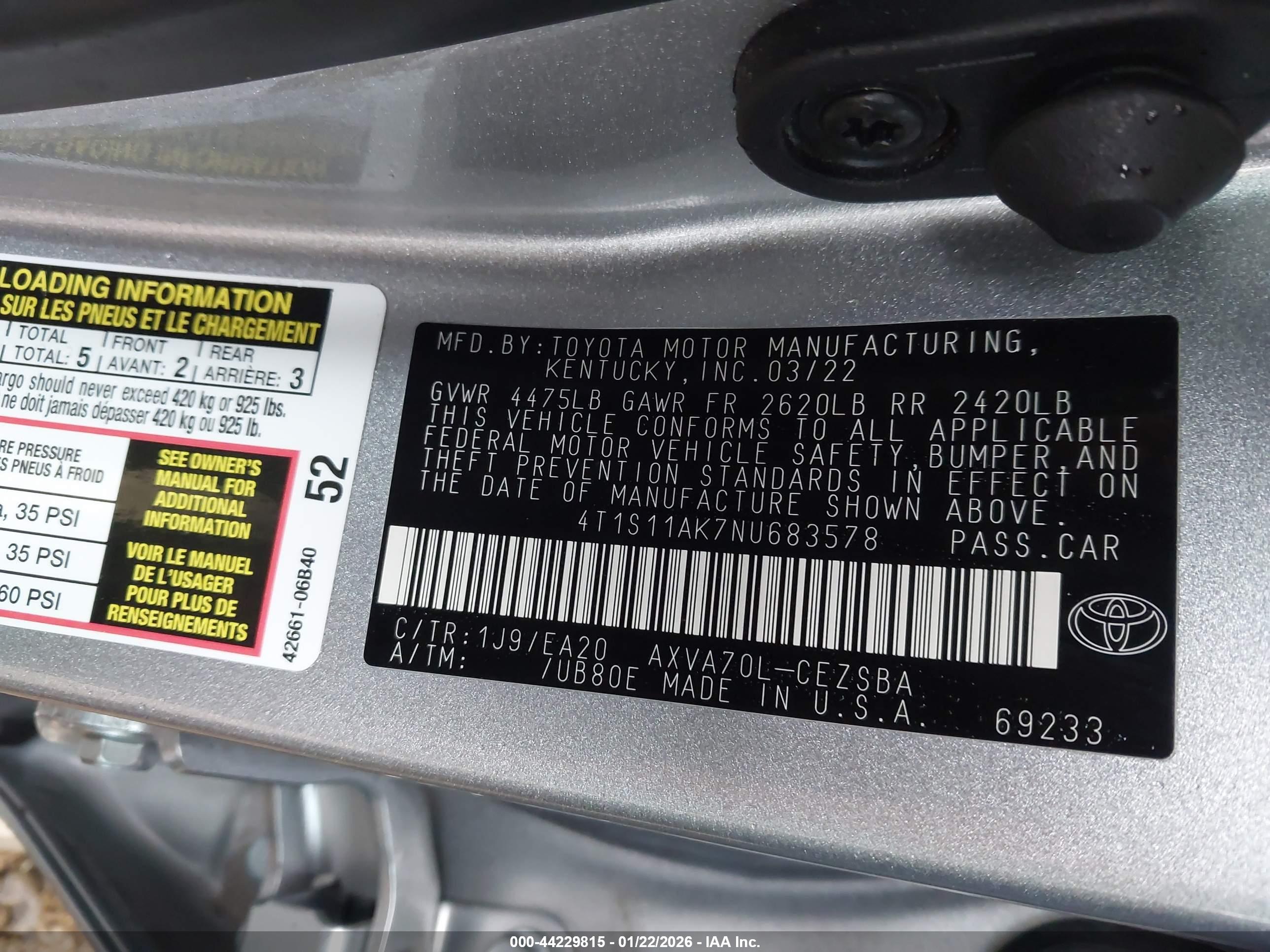 TOYOTA CAMRY image 9
