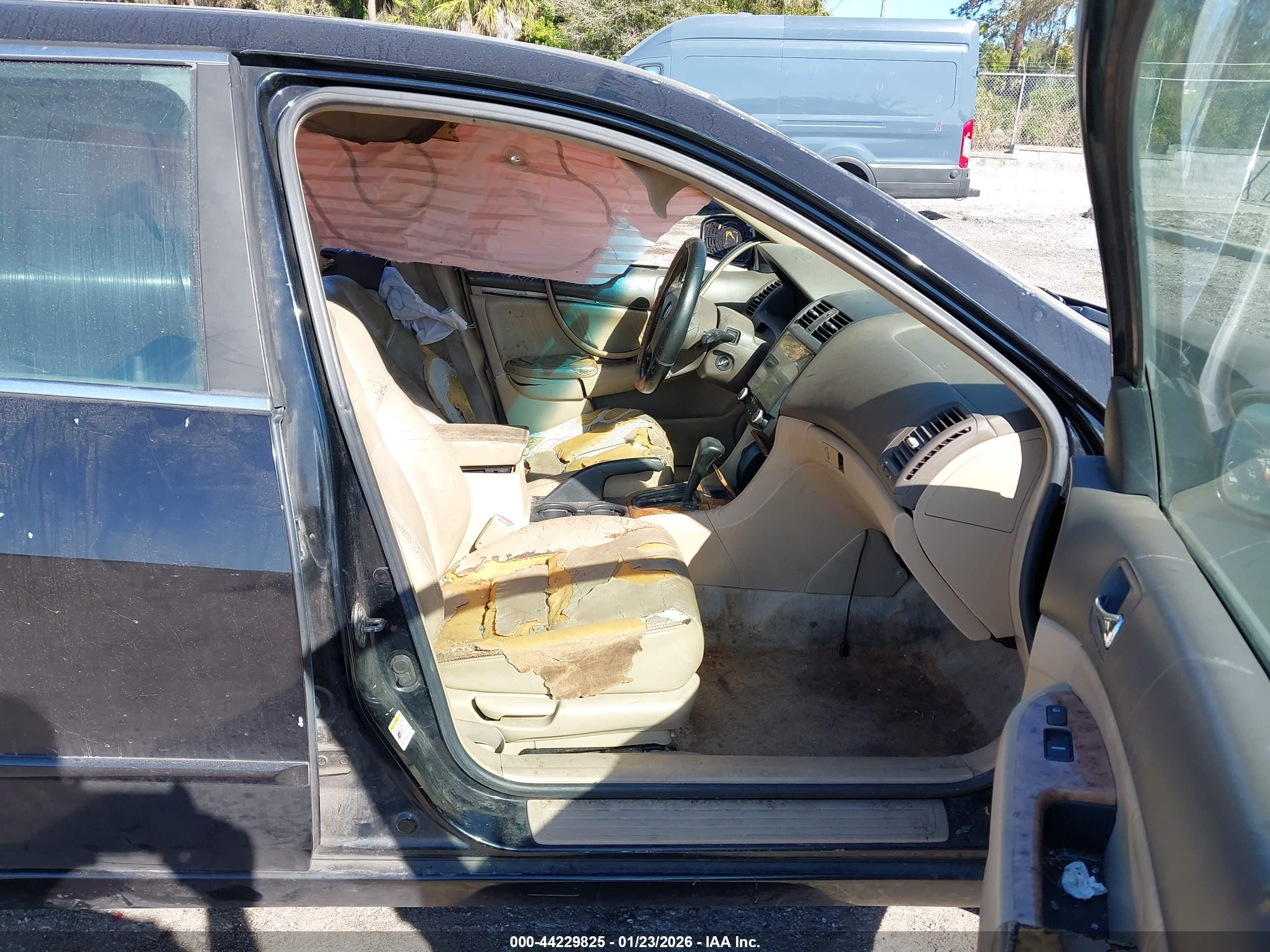 HONDA ACCORD image 5