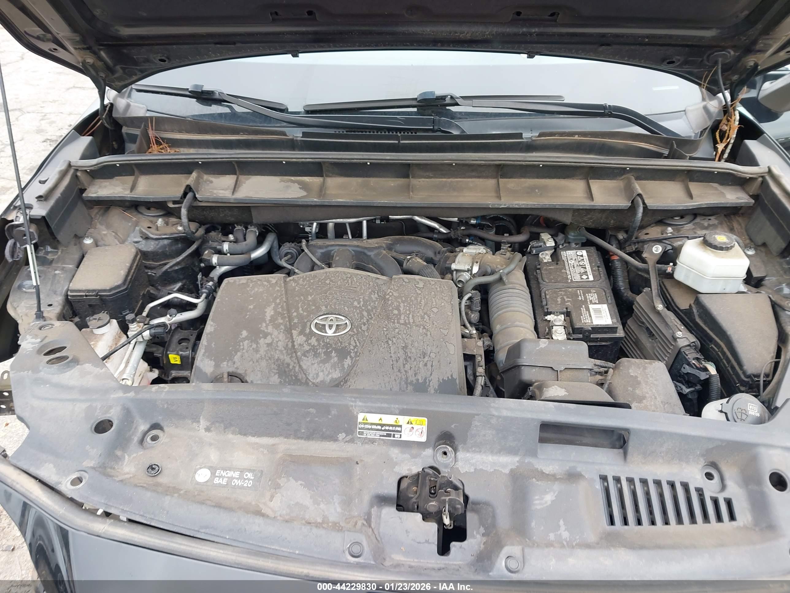 TOYOTA HIGHLANDER image 10